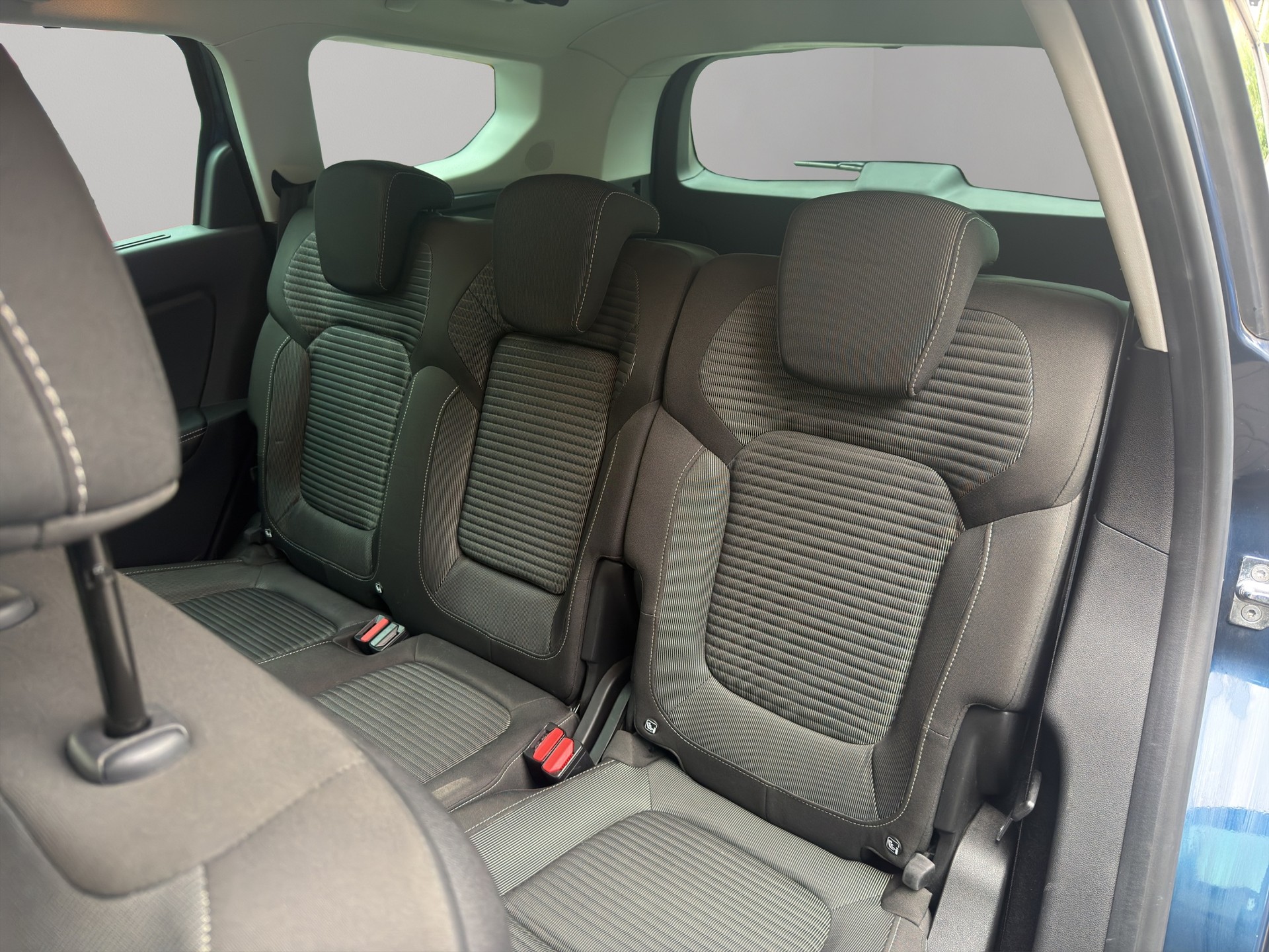 RENAULT Grand Scénic 1.8 dCi Business Line EDC-image-10
