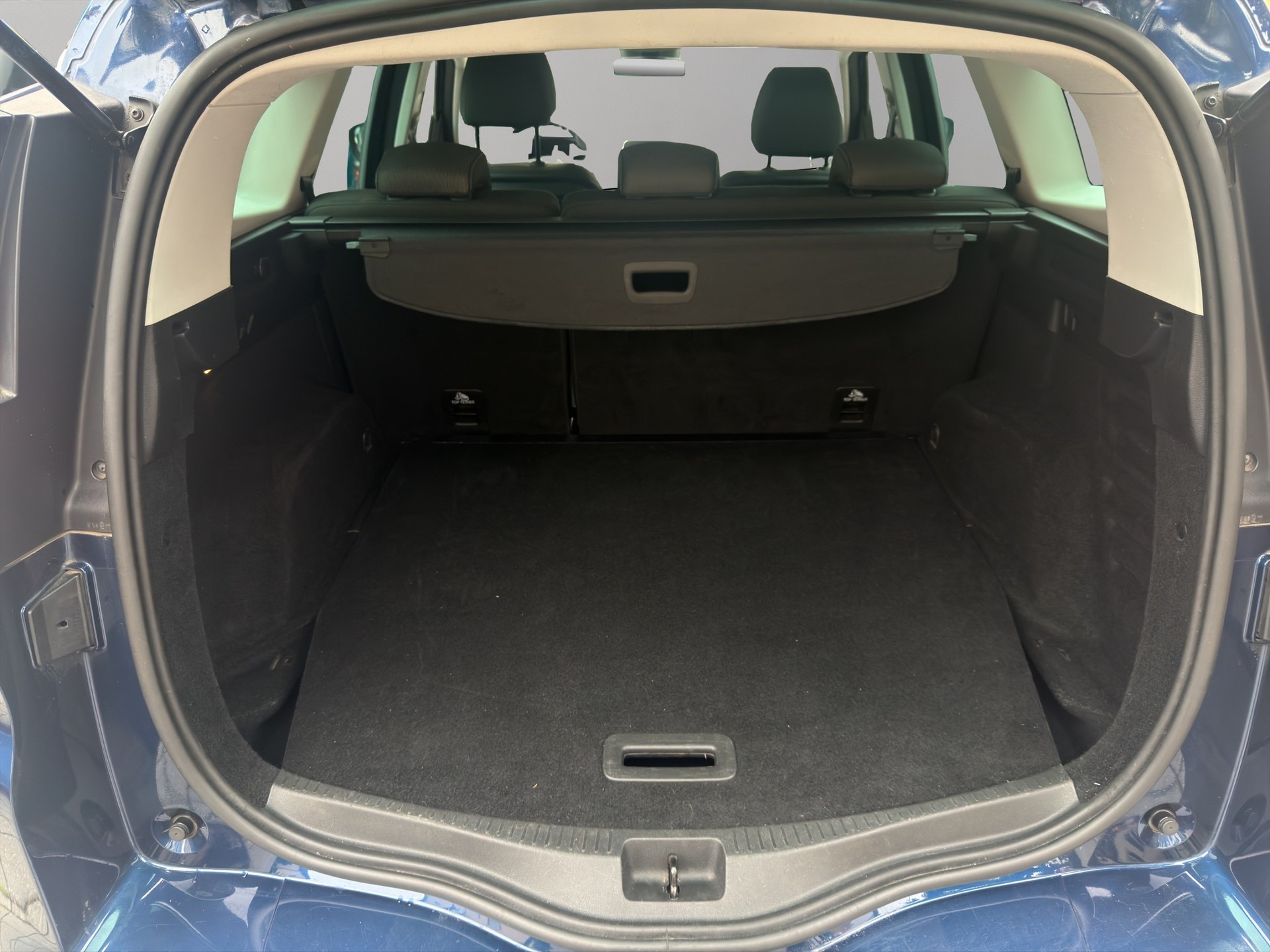 RENAULT Grand Scénic 1.8 dCi Business Line EDC-image-15
