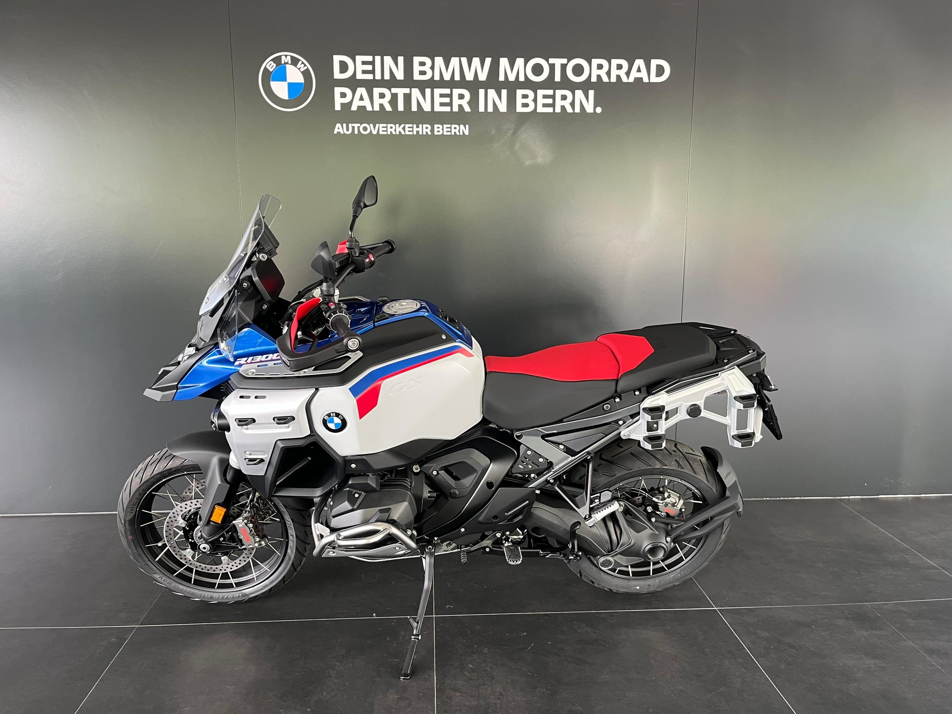 BMW R 1300 GS Adventure-image-4
