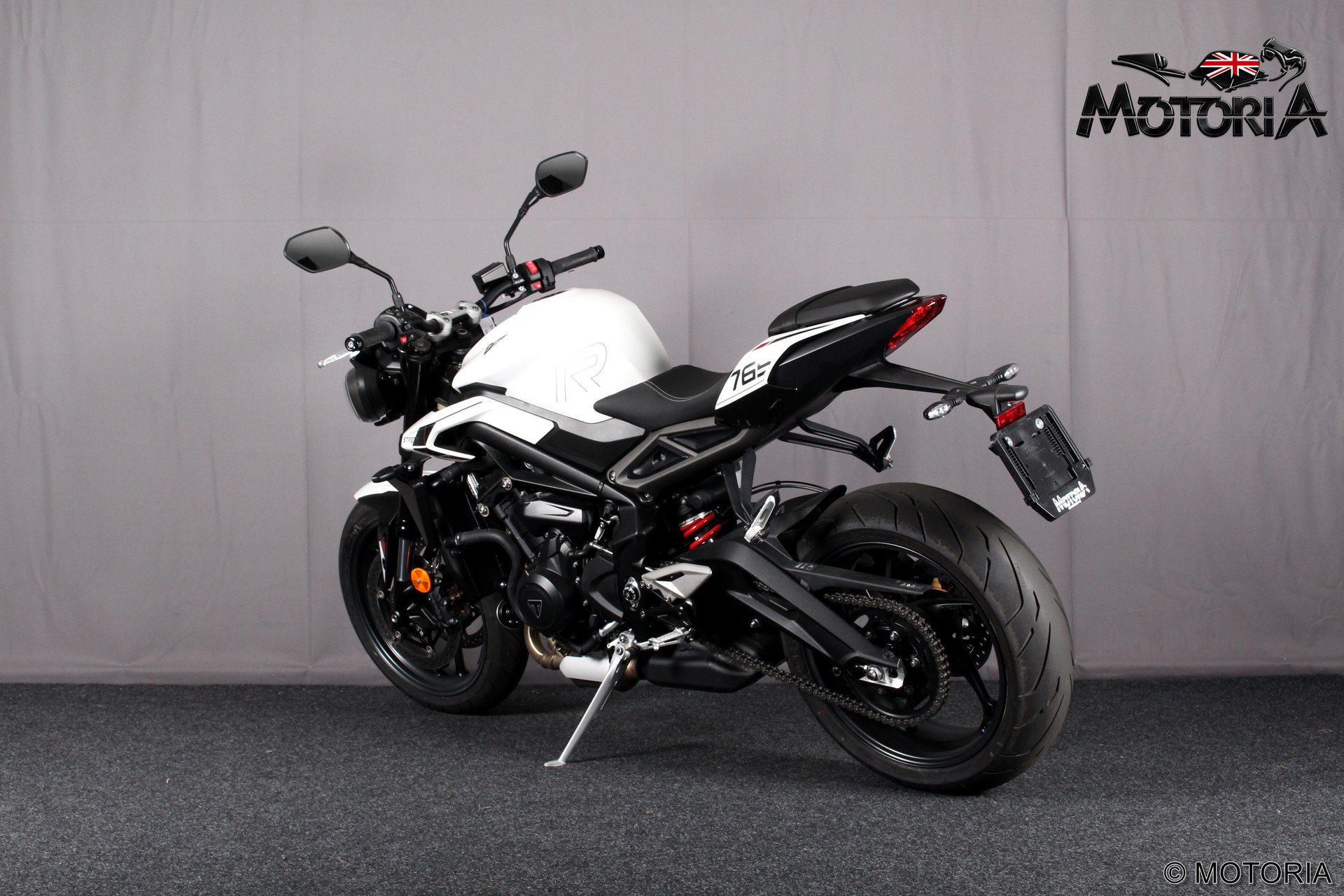 TRIUMPH Street Triple 765 R A2 (35kW)-image-4
