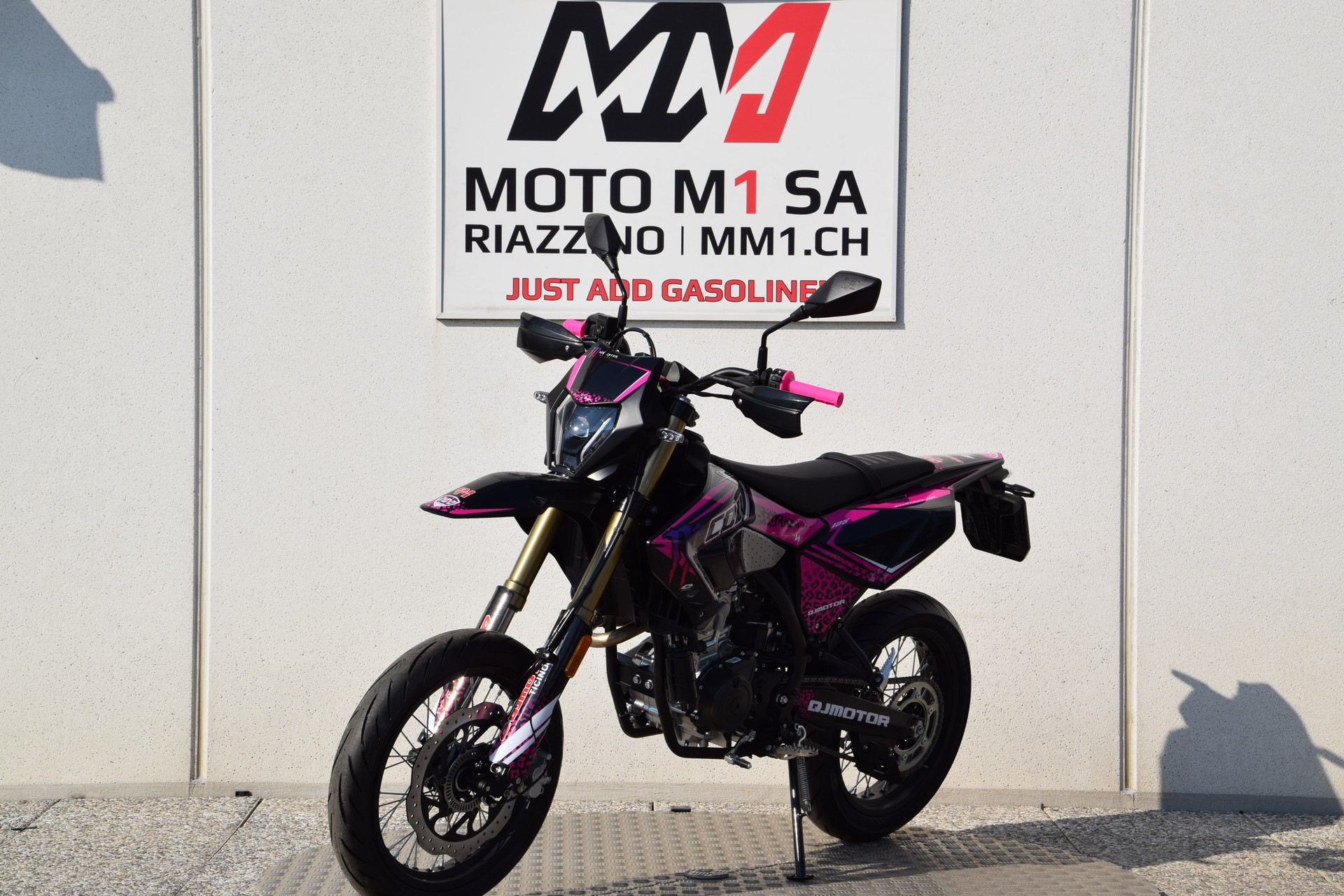 QJ COV 125 PINK EDITION-image-3