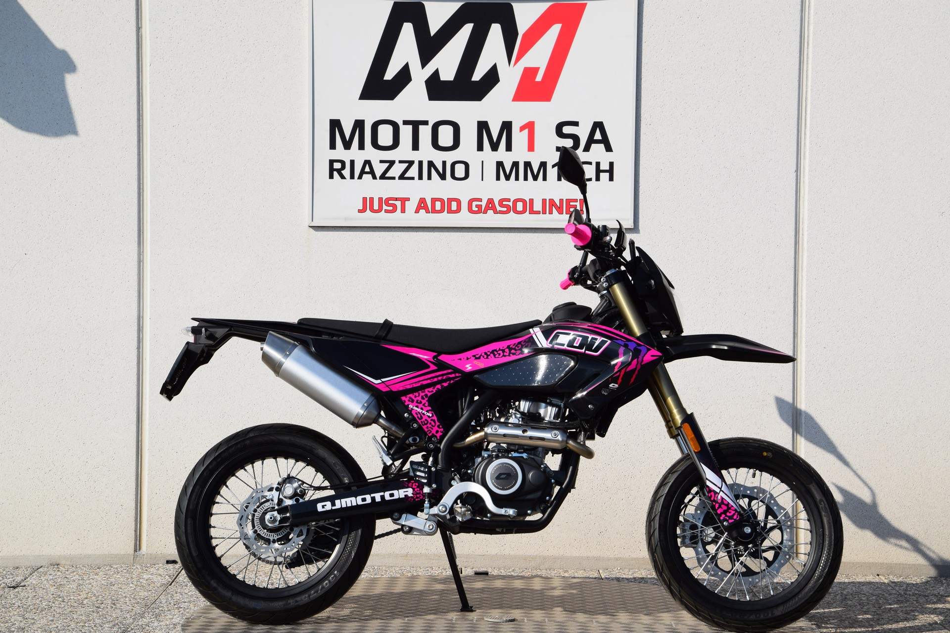 QJ COV 125 PINK EDITION-image-0