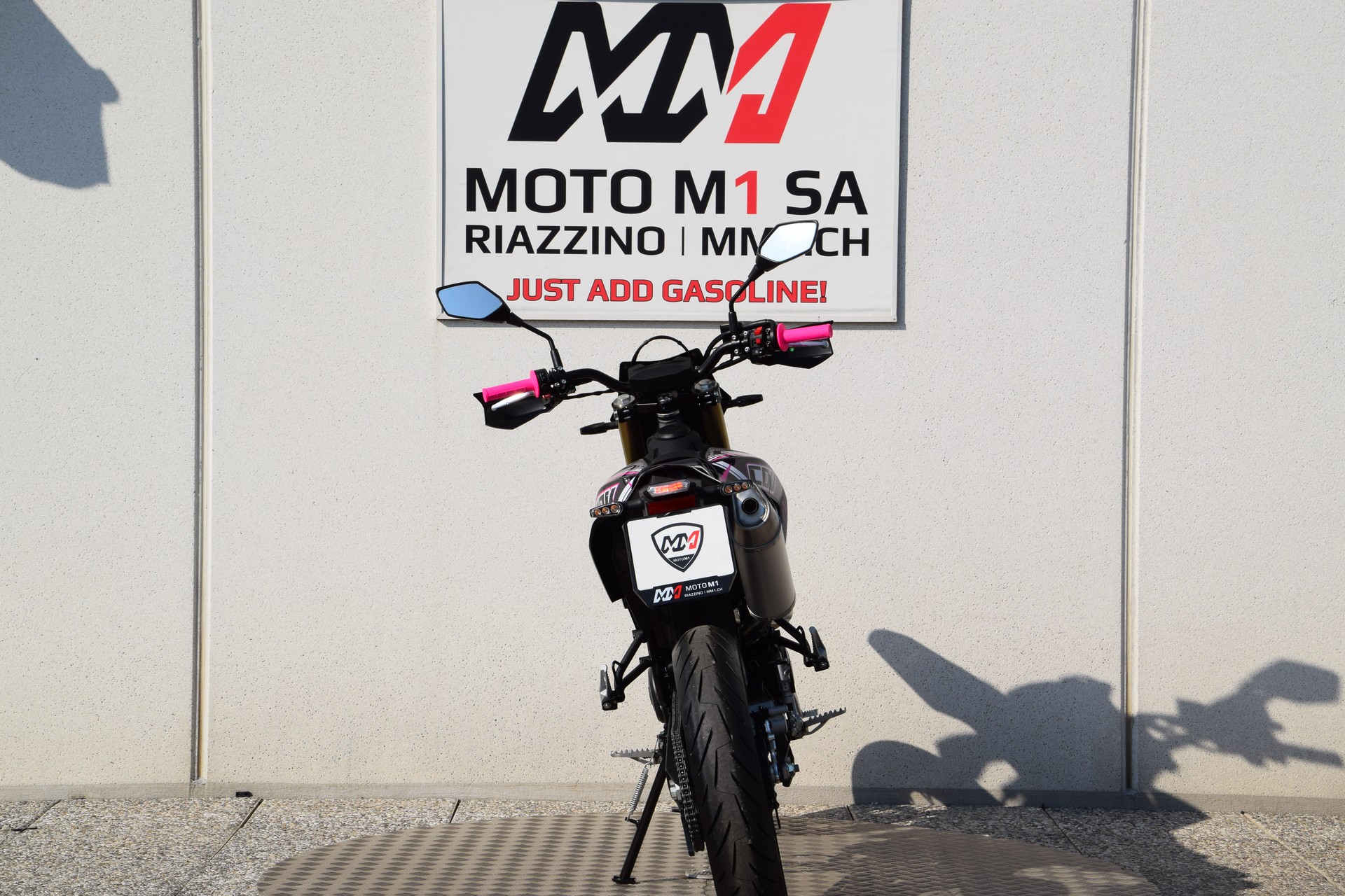 QJ COV 125 PINK EDITION-image-6