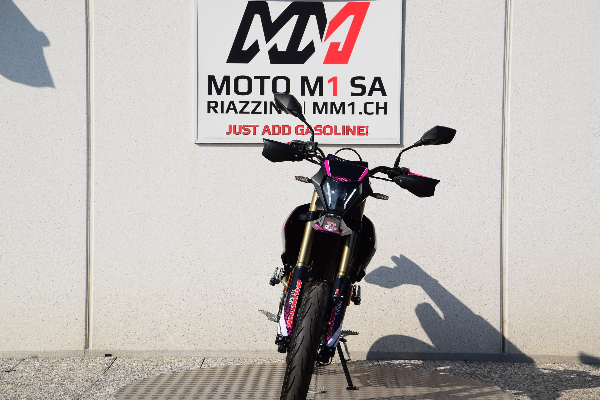 QJ COV 125 PINK EDITION-image-2