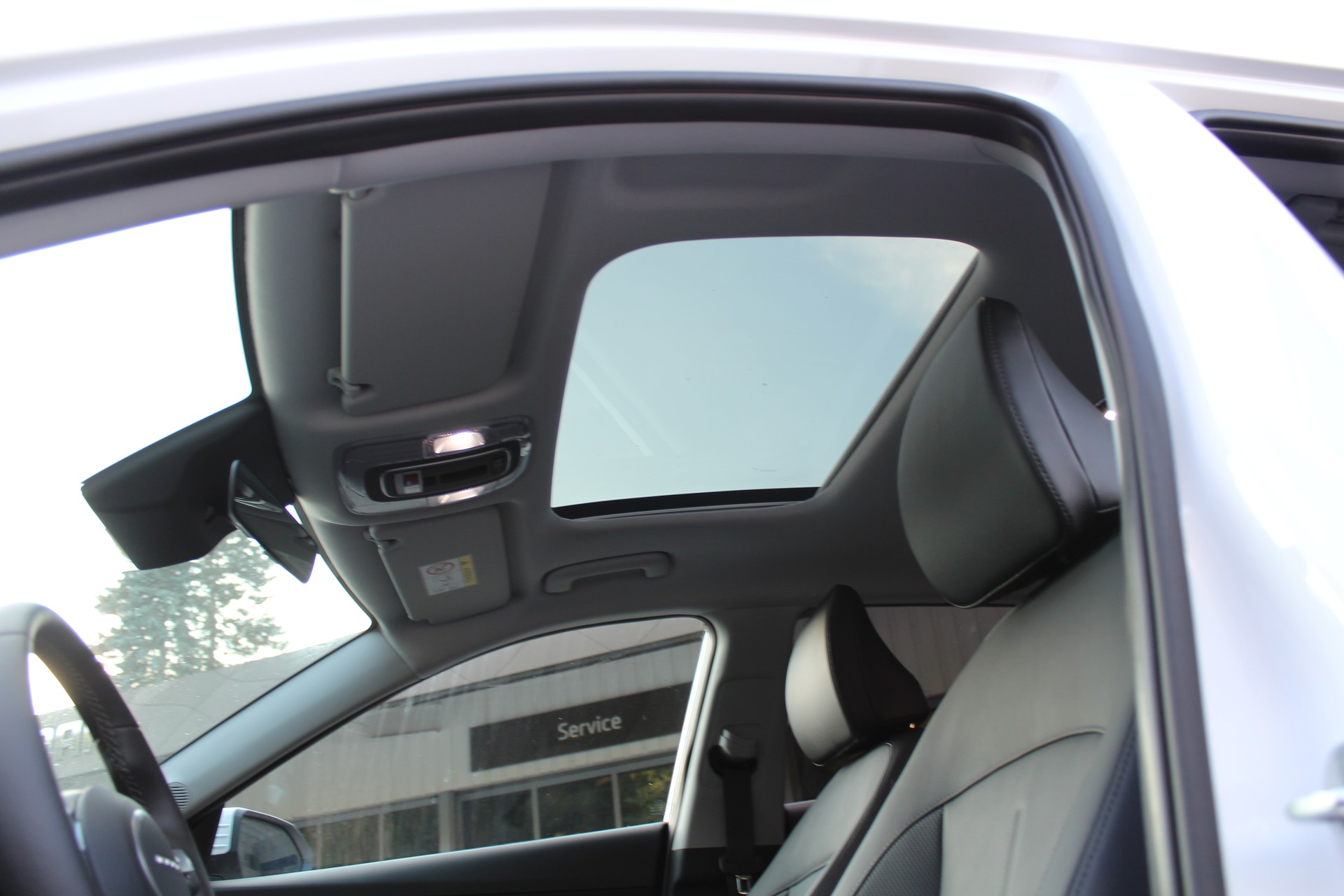 HYUNDAI Kona EV 65.4 kWh Vertex-image-13