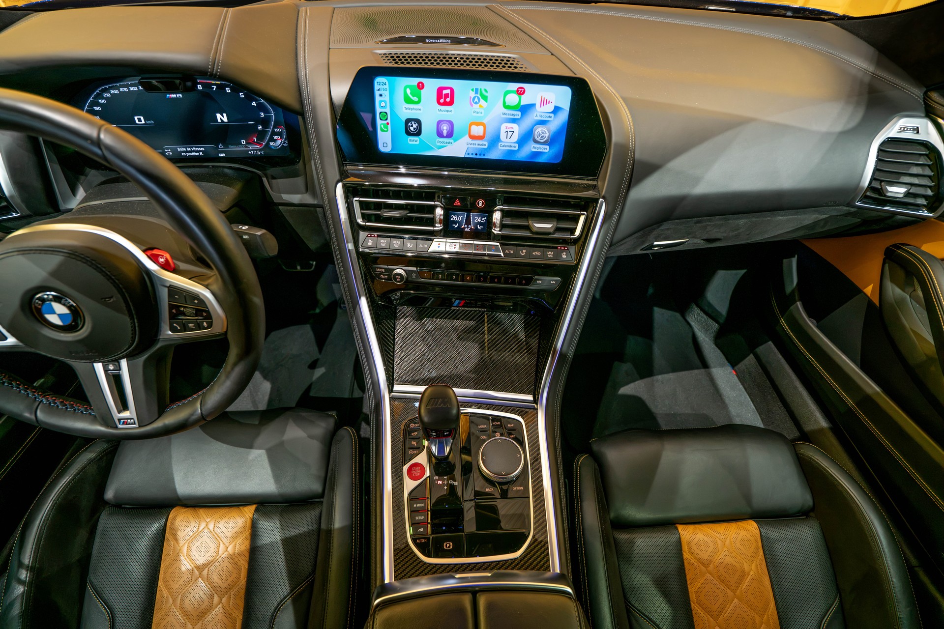 BMW M8 xDrive M Competition Steptronic-image-15