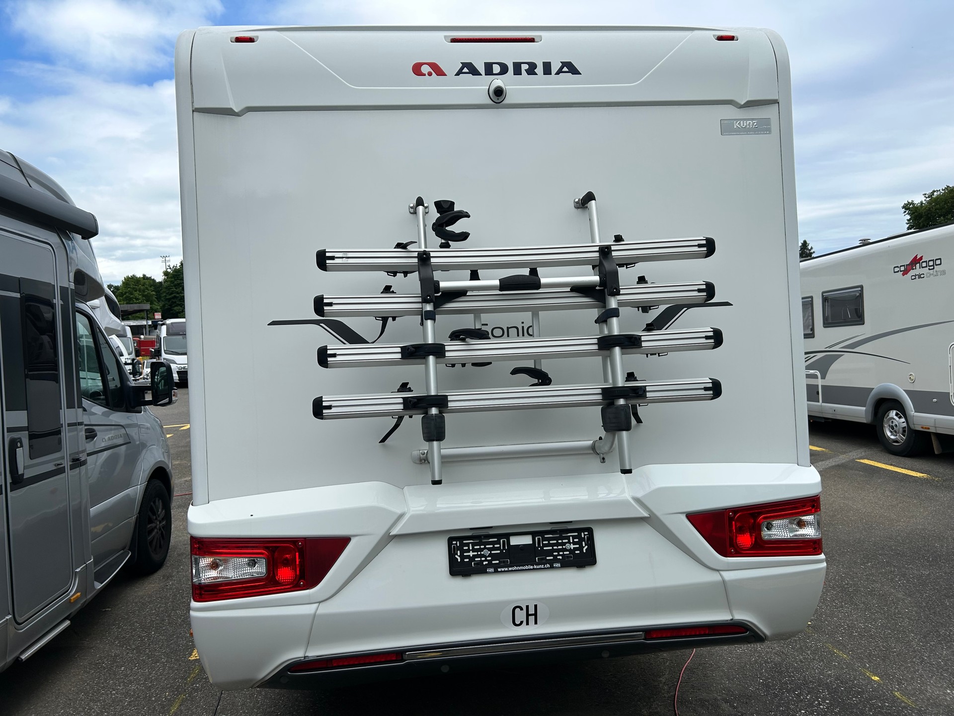 ADRIA SONIC Axess I 600 SL-image-4