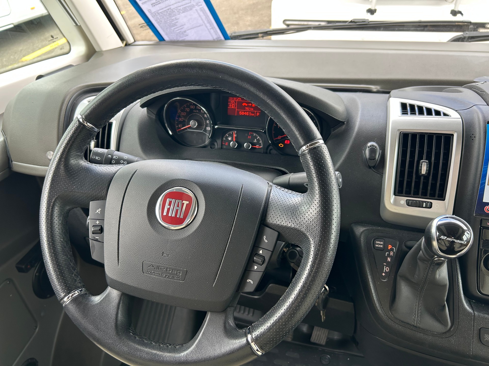 ADRIA SONIC Axess I 600 SL-image-29