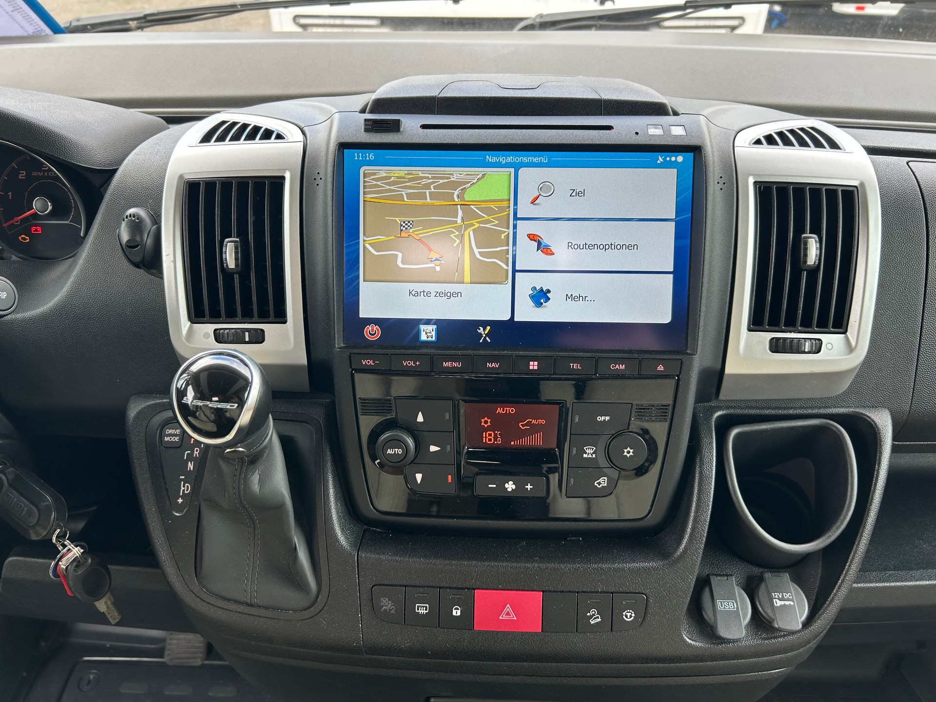 ADRIA SONIC Axess I 600 SL-image-28