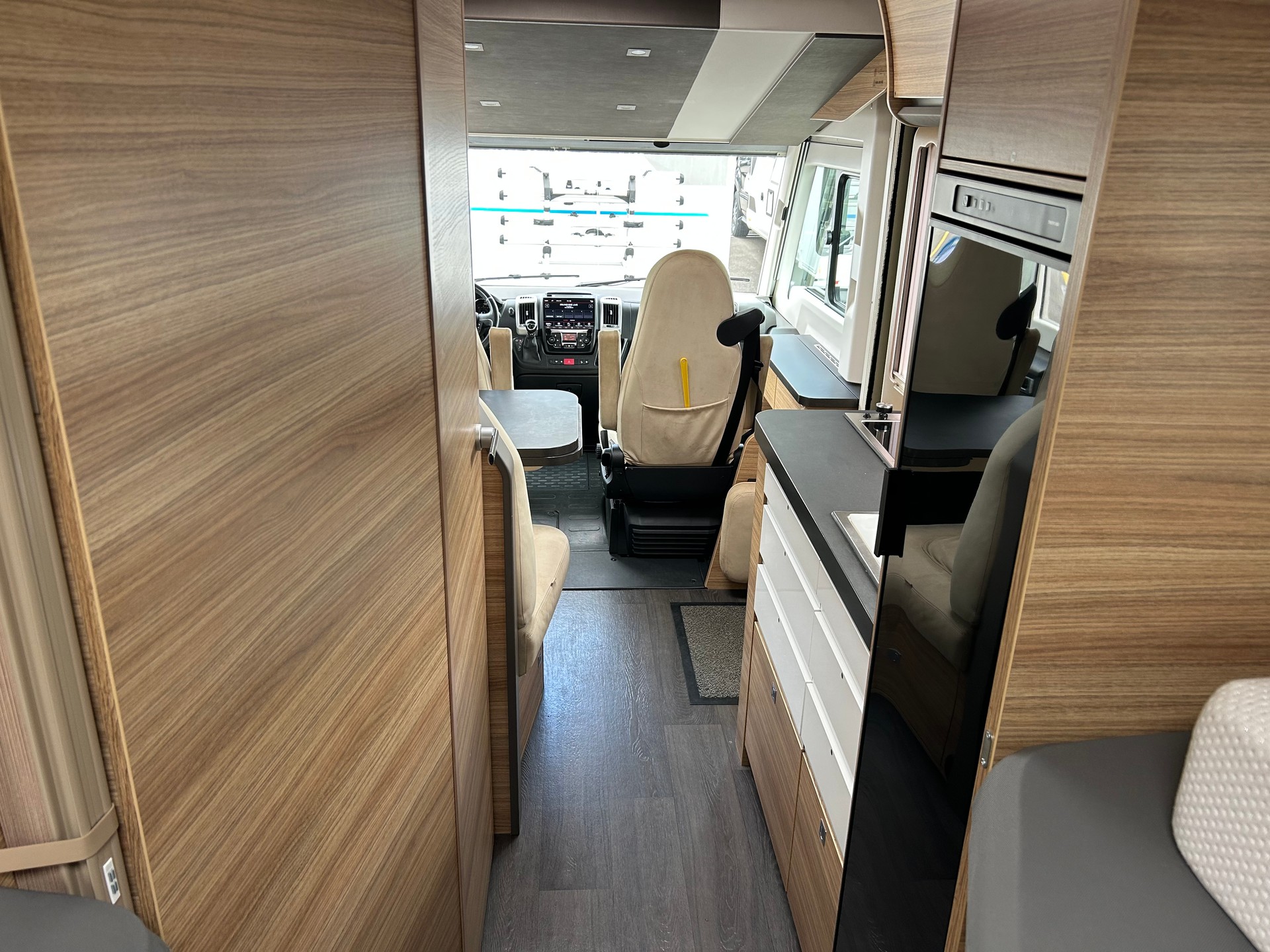 ADRIA SONIC Axess I 600 SL-image-23