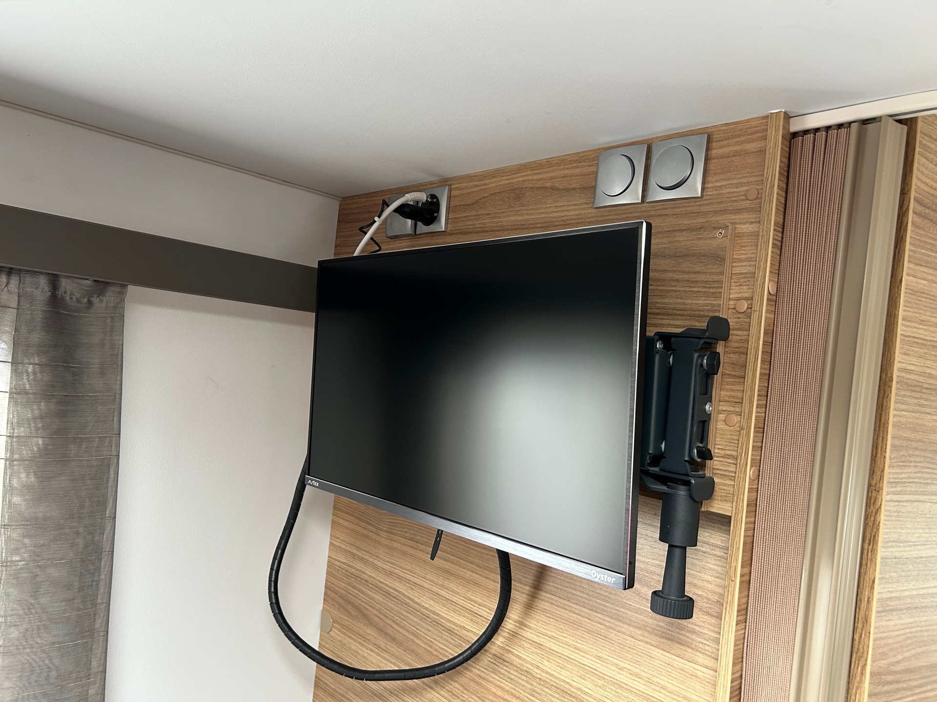 ADRIA SONIC Axess I 600 SL-image-22