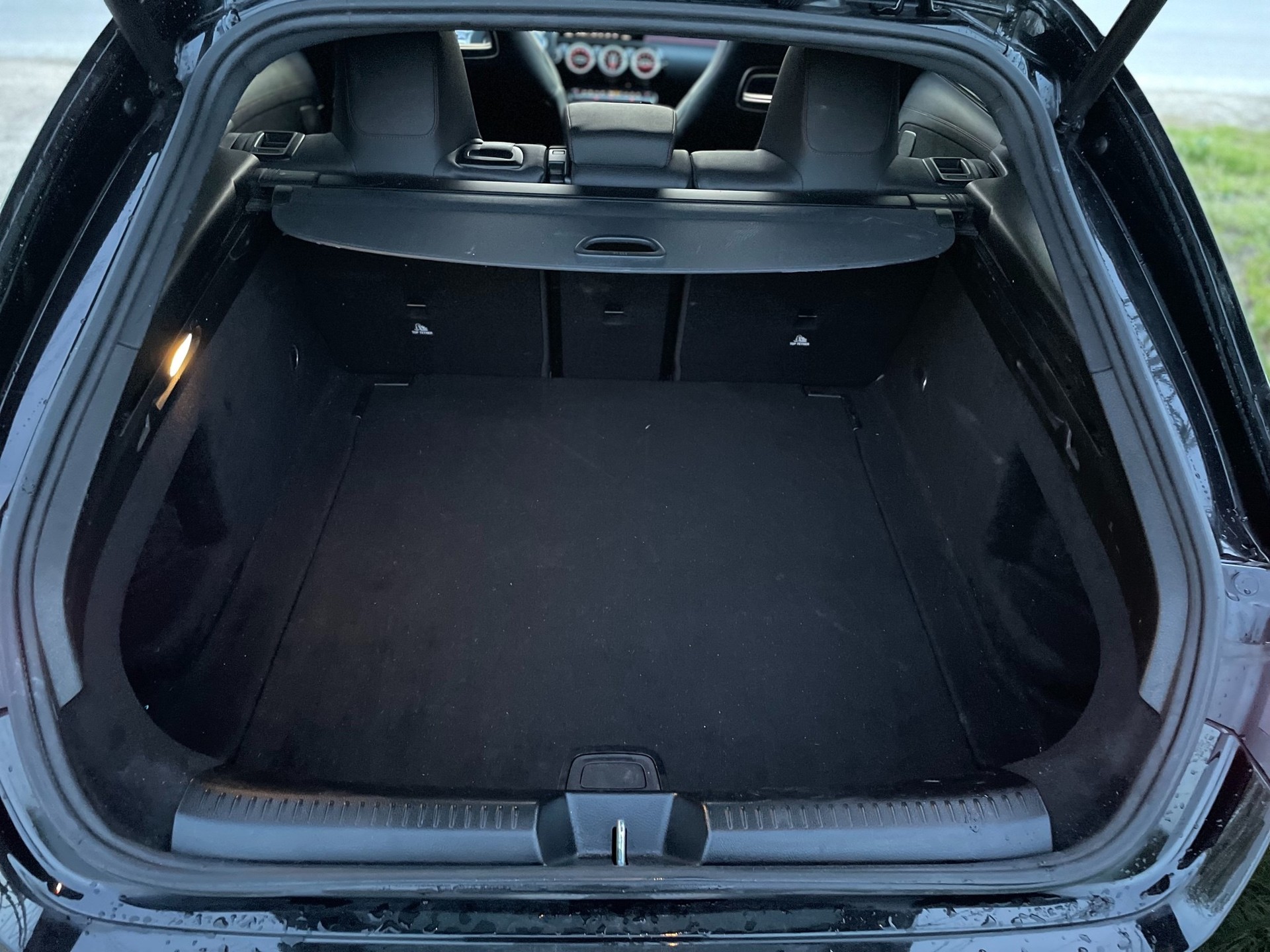 MERCEDES-BENZ CLA Shooting Brake 35 AMG 4Matic 7G-DCT-image-12