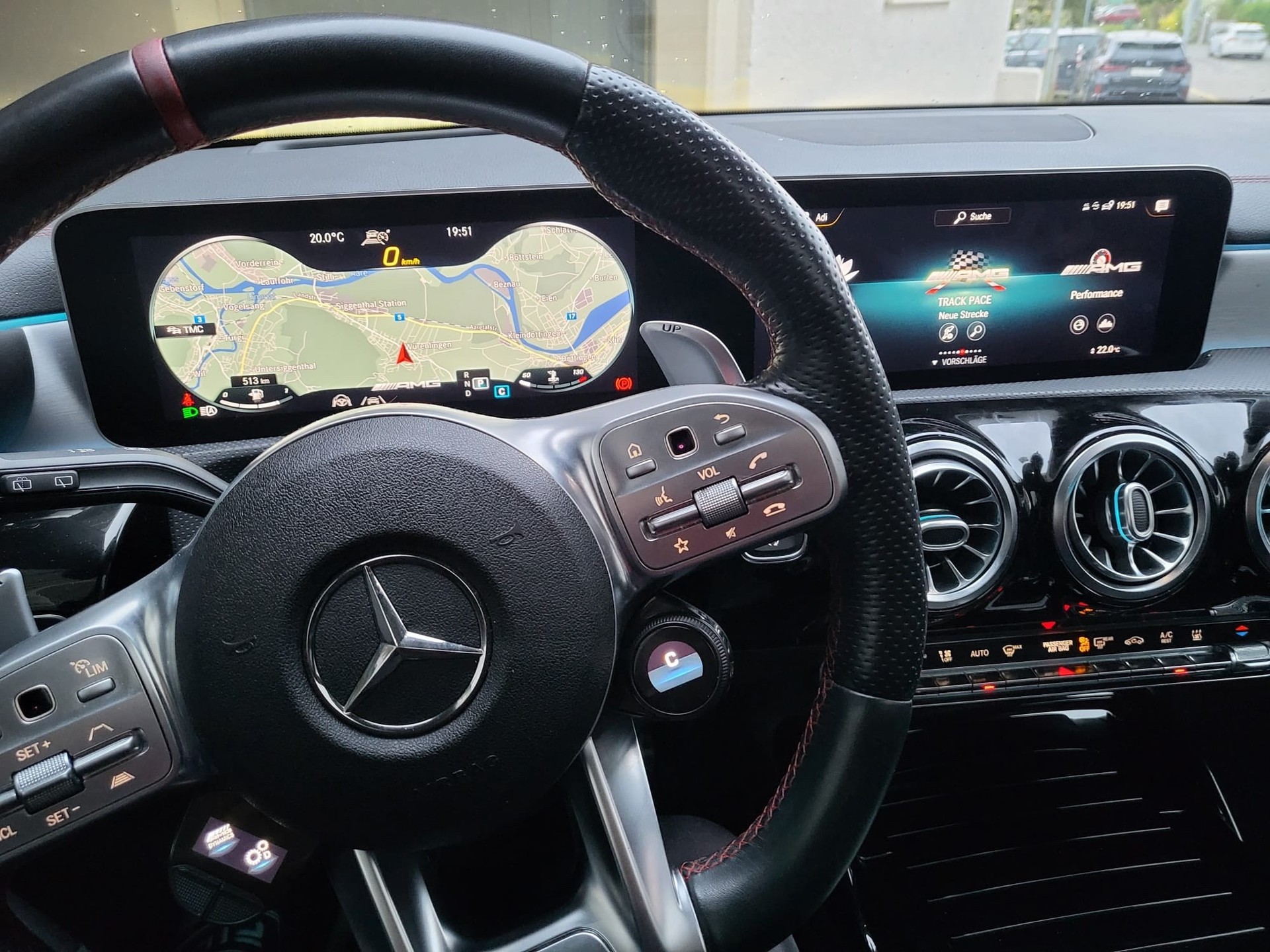 MERCEDES-BENZ CLA Shooting Brake 35 AMG 4Matic 7G-DCT-image-13