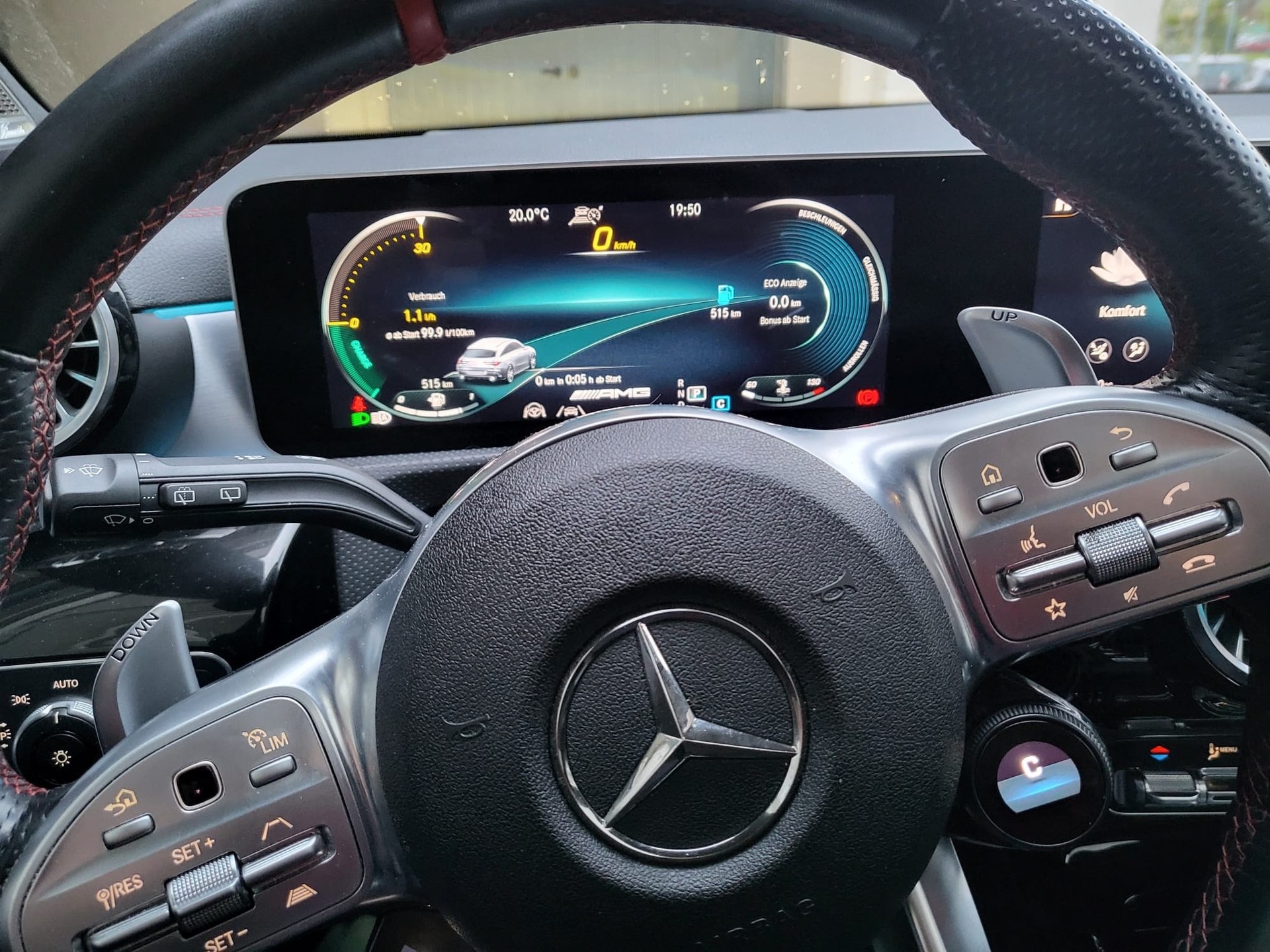 MERCEDES-BENZ CLA Shooting Brake 35 AMG 4Matic 7G-DCT-image-14