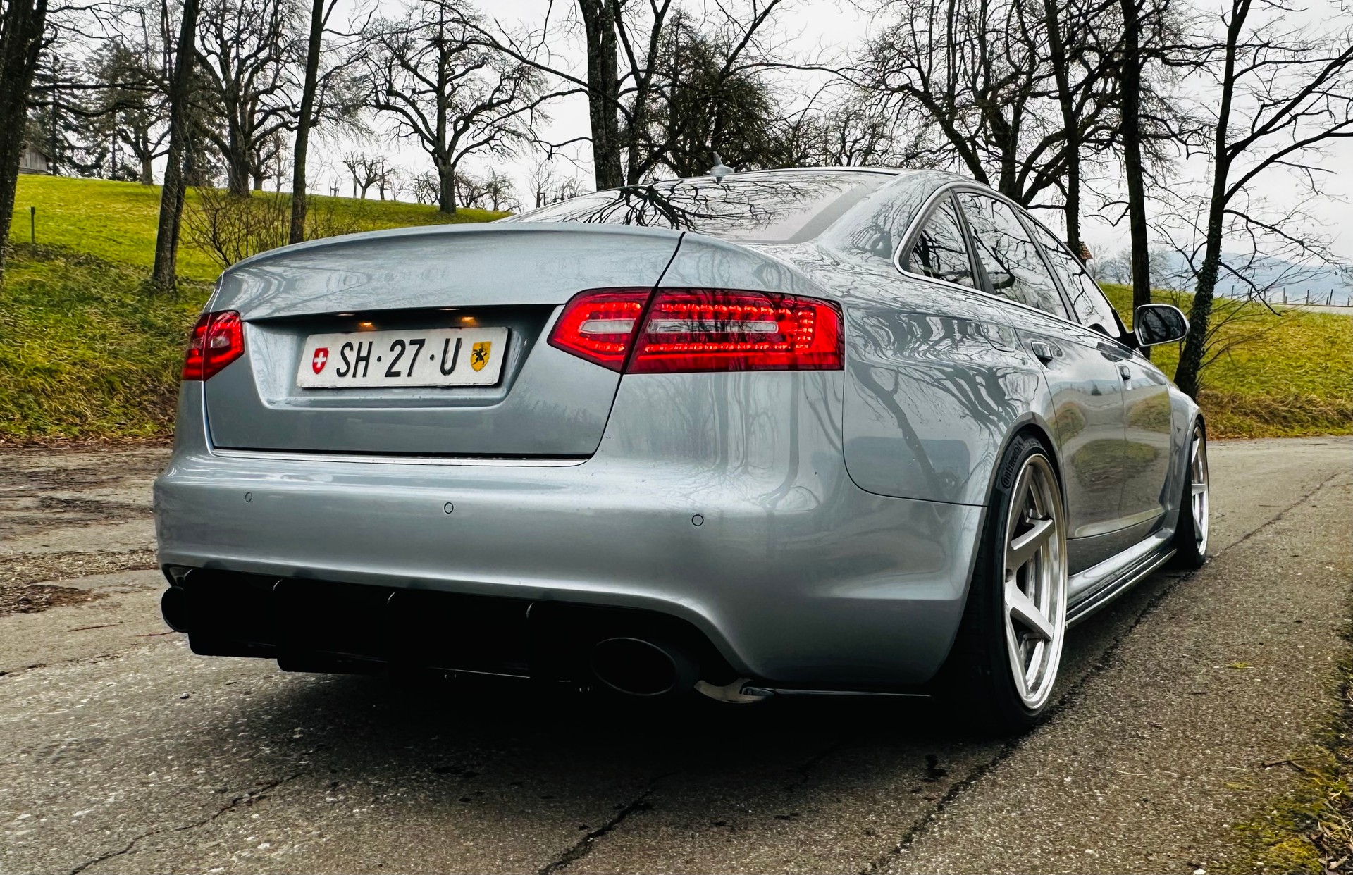 AUDI RS6 5.0 TFSI V10 quattro tiptronic-image-15