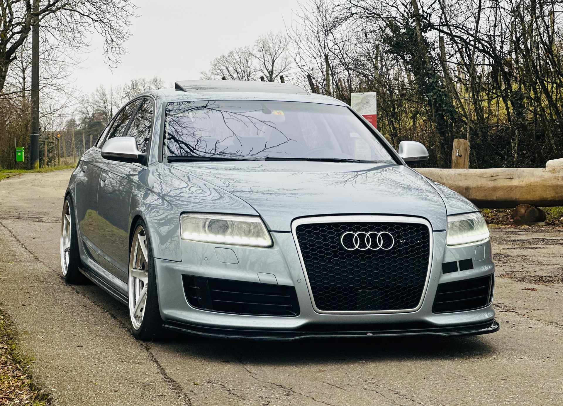AUDI RS6 5.0 TFSI V10 quattro tiptronic-image-5
