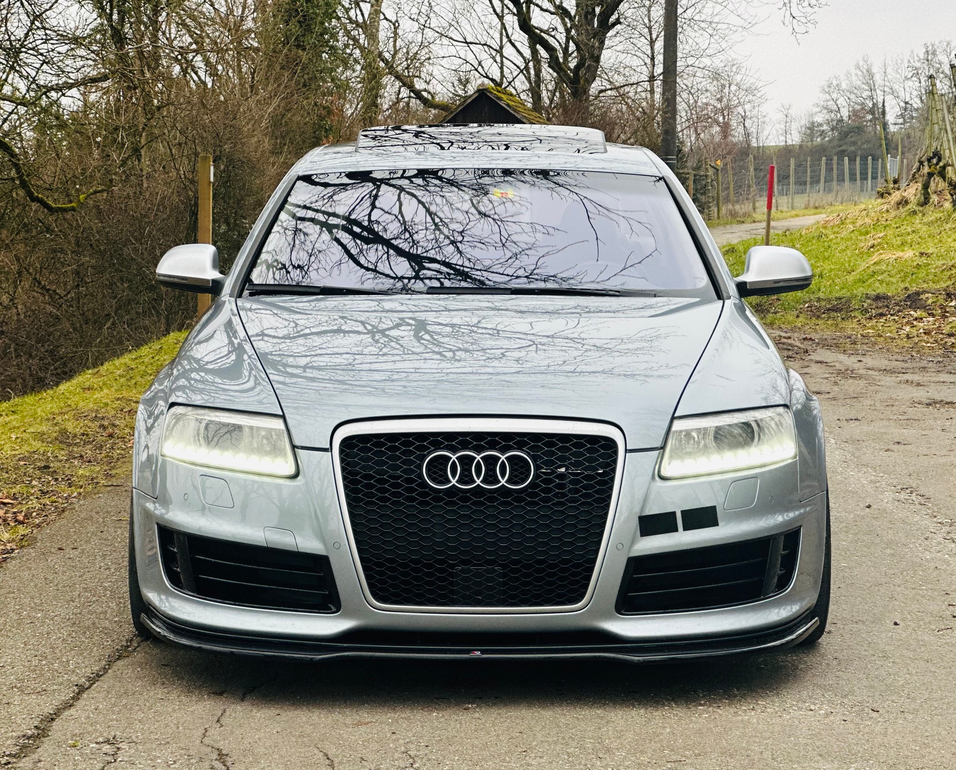 AUDI RS6 5.0 TFSI V10 quattro tiptronic-image-6