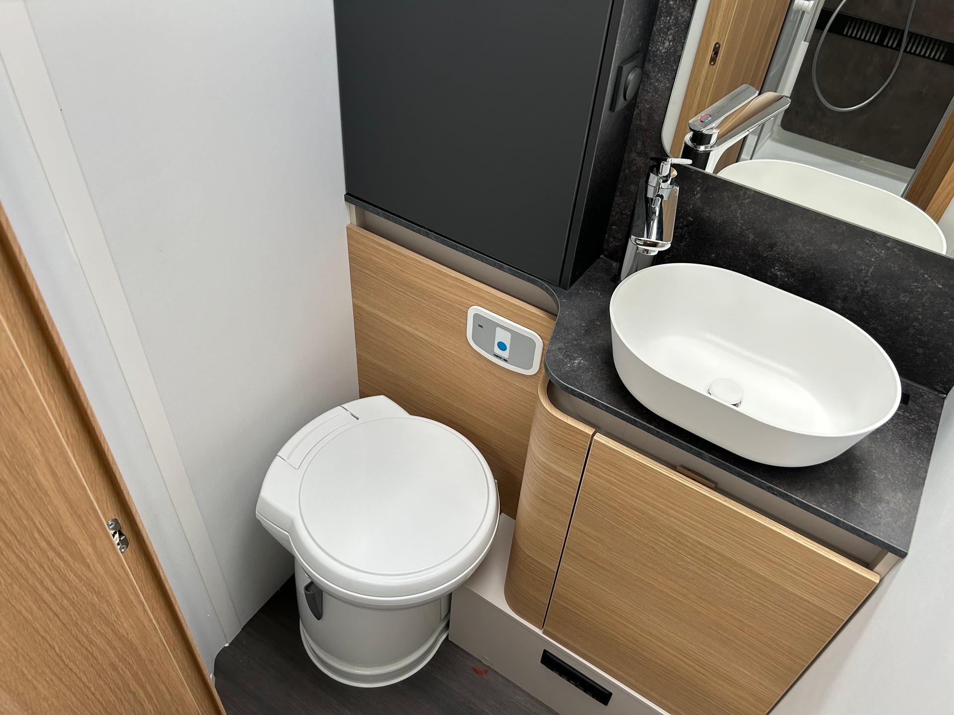 ADRIA Matrix Plus 670 SL-image-25