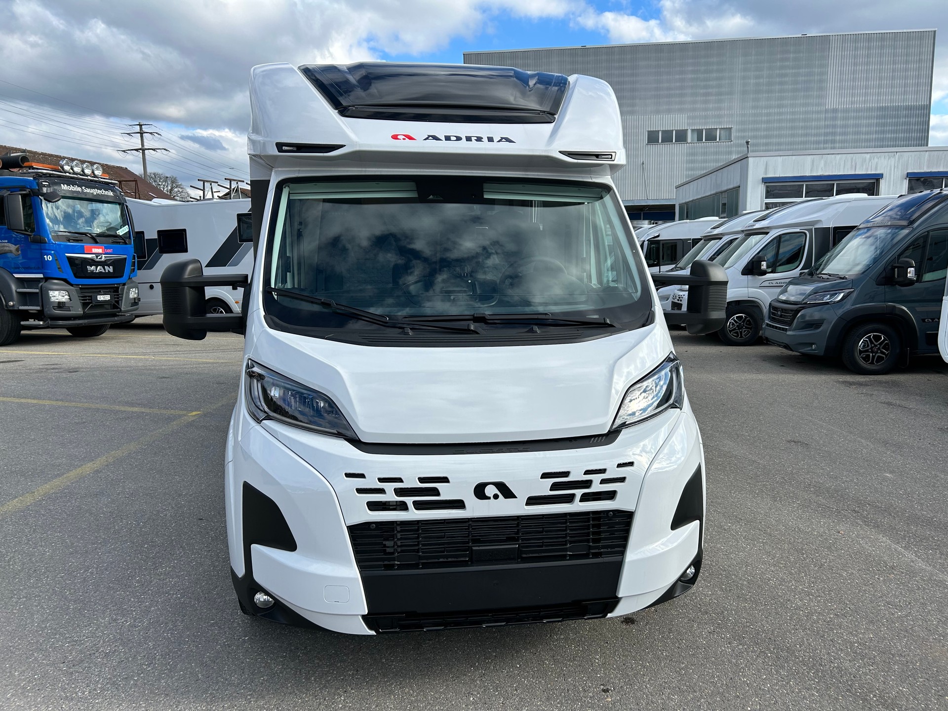 ADRIA Matrix Plus 670 SL-showroom-element-2