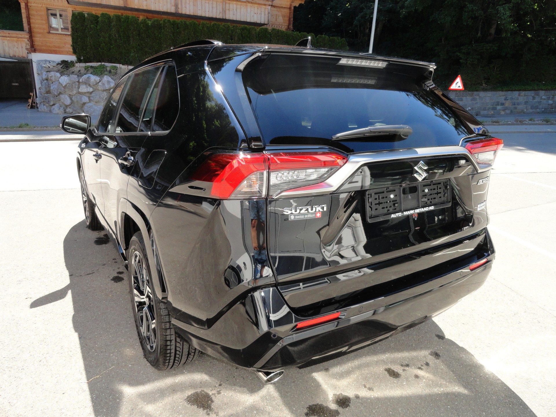 SUZUKI Across 2.5 Plug-in-Hybrid Compact Top E-CVT-image-4