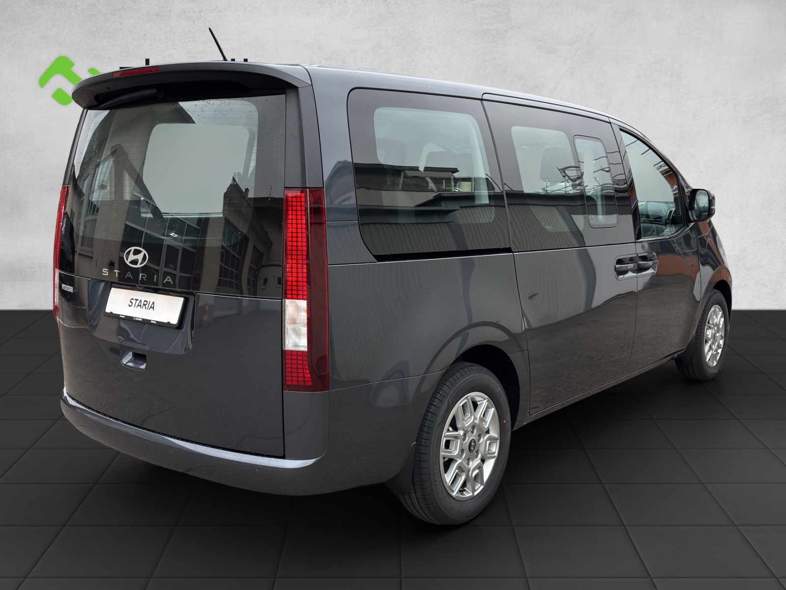 HYUNDAI Staria Wagon 1.6 T-GDi HEV Amplia A-showroom-element-2