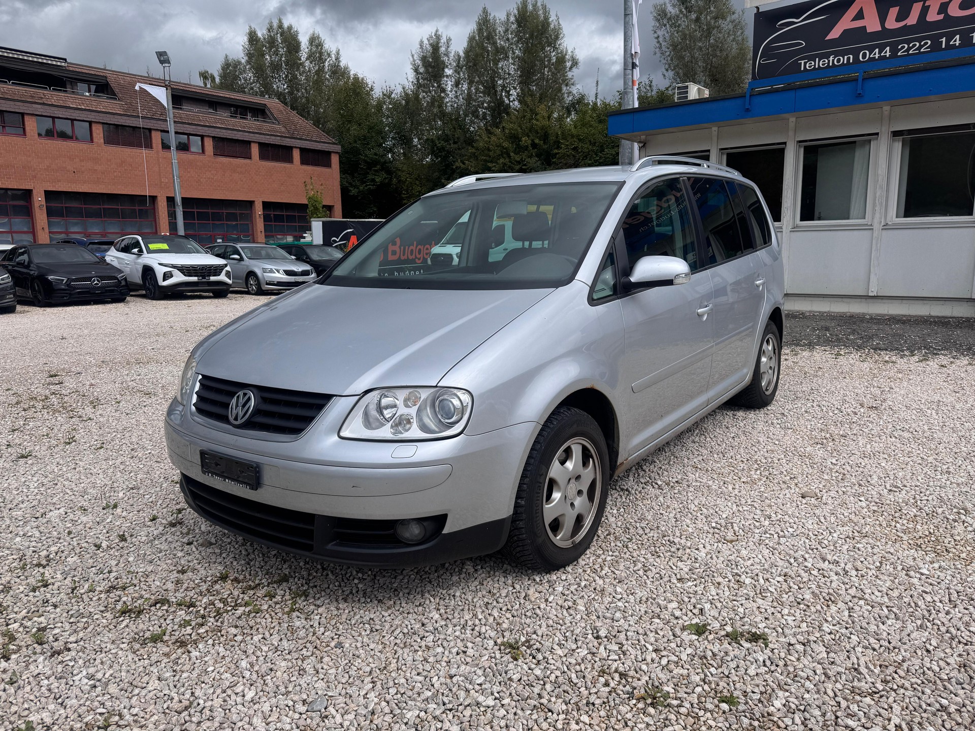 VW Touran 1.6 FSI Trendline-showroom-element-1