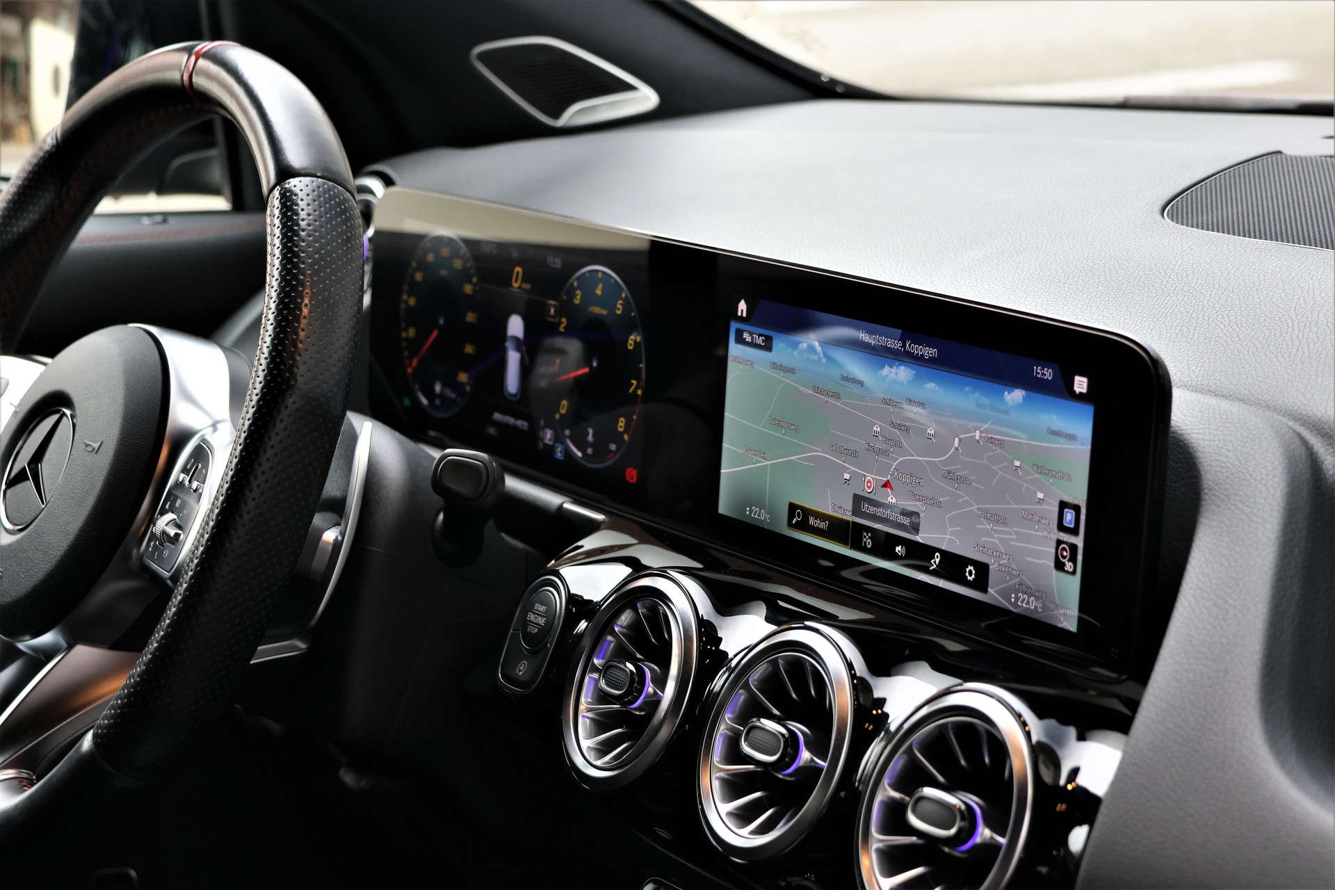 MERCEDES-BENZ GLA 35 AMG 4Matic 8G-Speedshift DCT (CH)-image-17