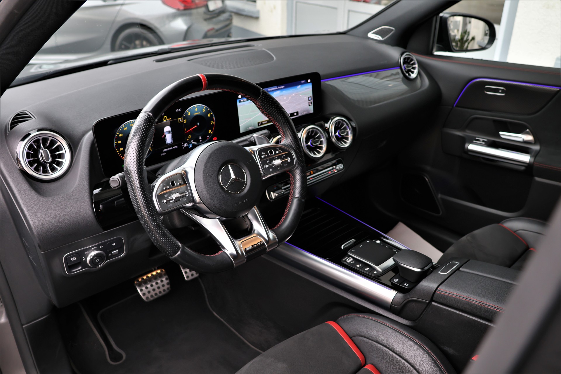 MERCEDES-BENZ GLA 35 AMG 4Matic 8G-Speedshift DCT (CH)-image-8