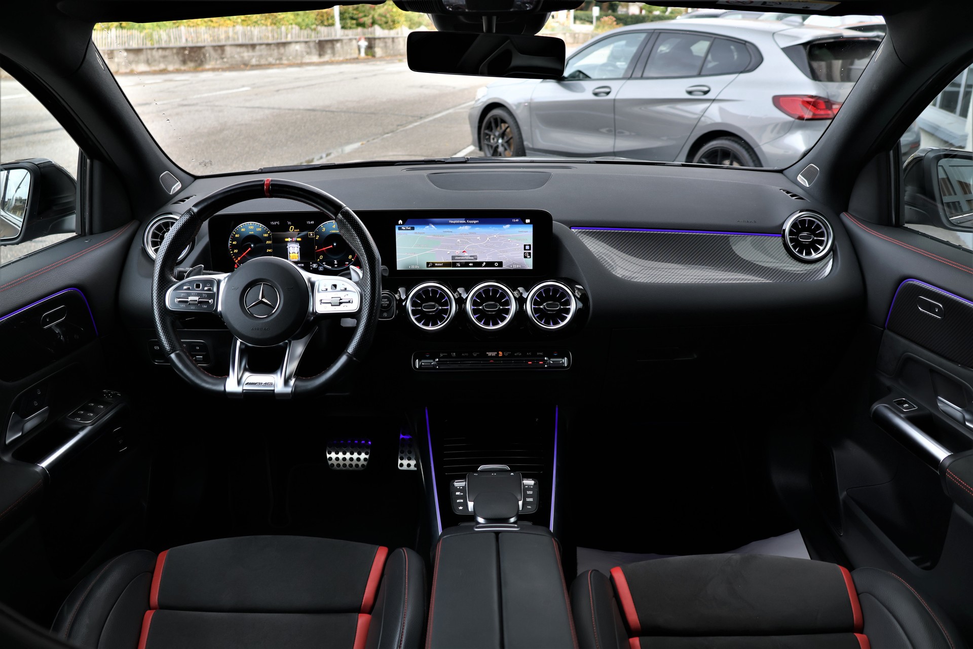 MERCEDES-BENZ GLA 35 AMG 4Matic 8G-Speedshift DCT (CH)-image-13