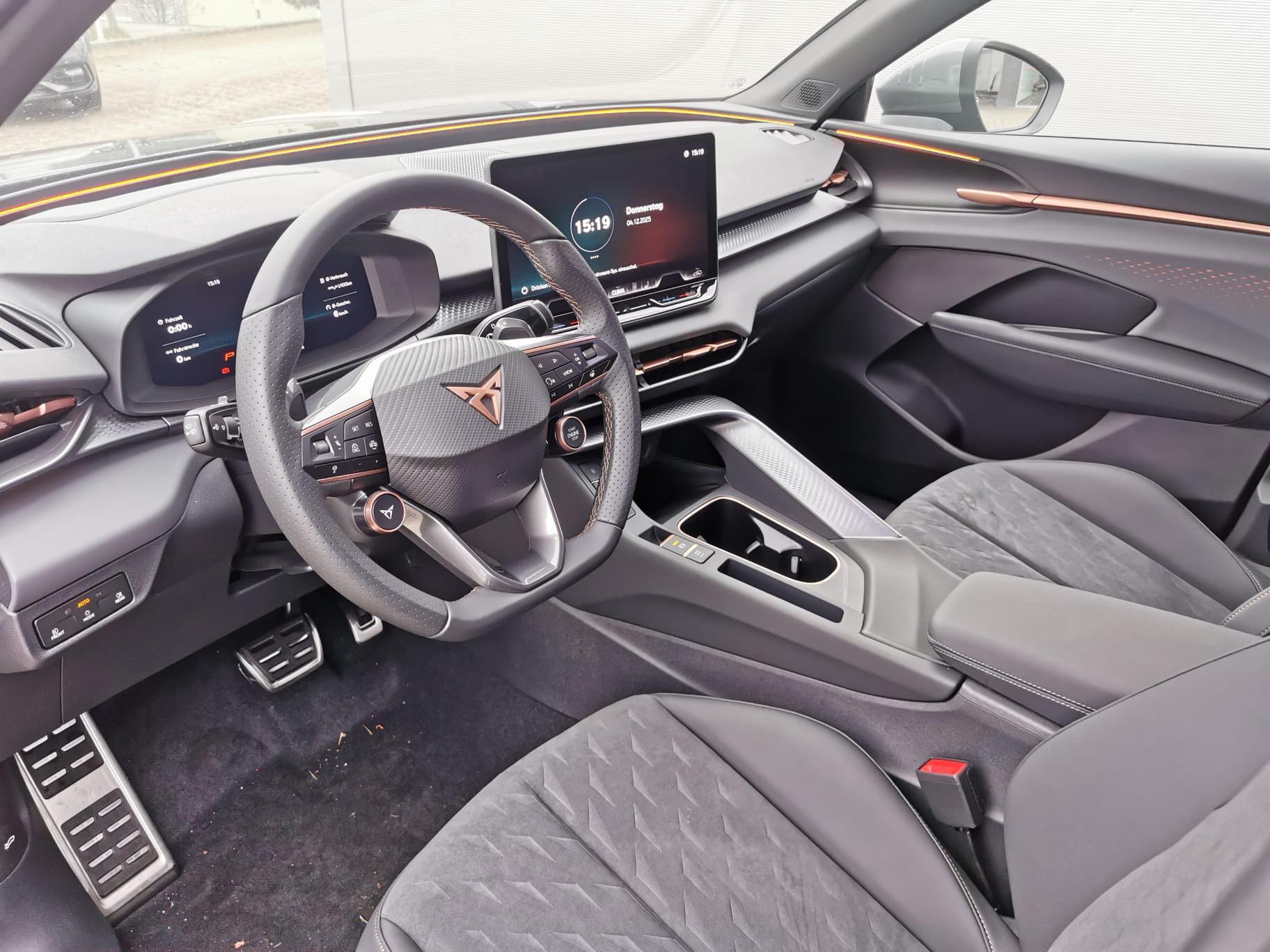 CUPRA Terramar 2.0 TSI VZ 4Drive DSG-image-4