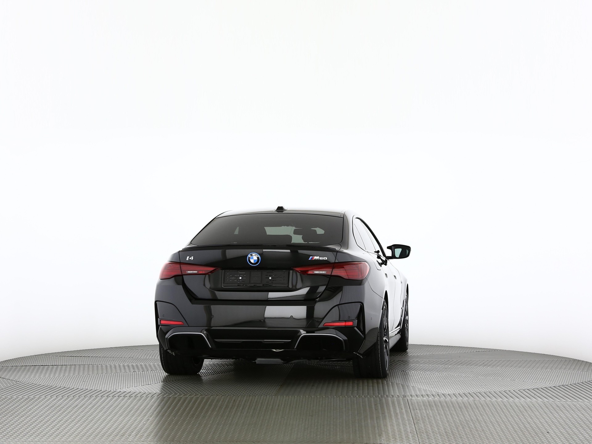 BMW i4 M50-showroom-element-2