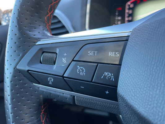 SEAT Tarraco 2.0TSI FR 4D-image-12
