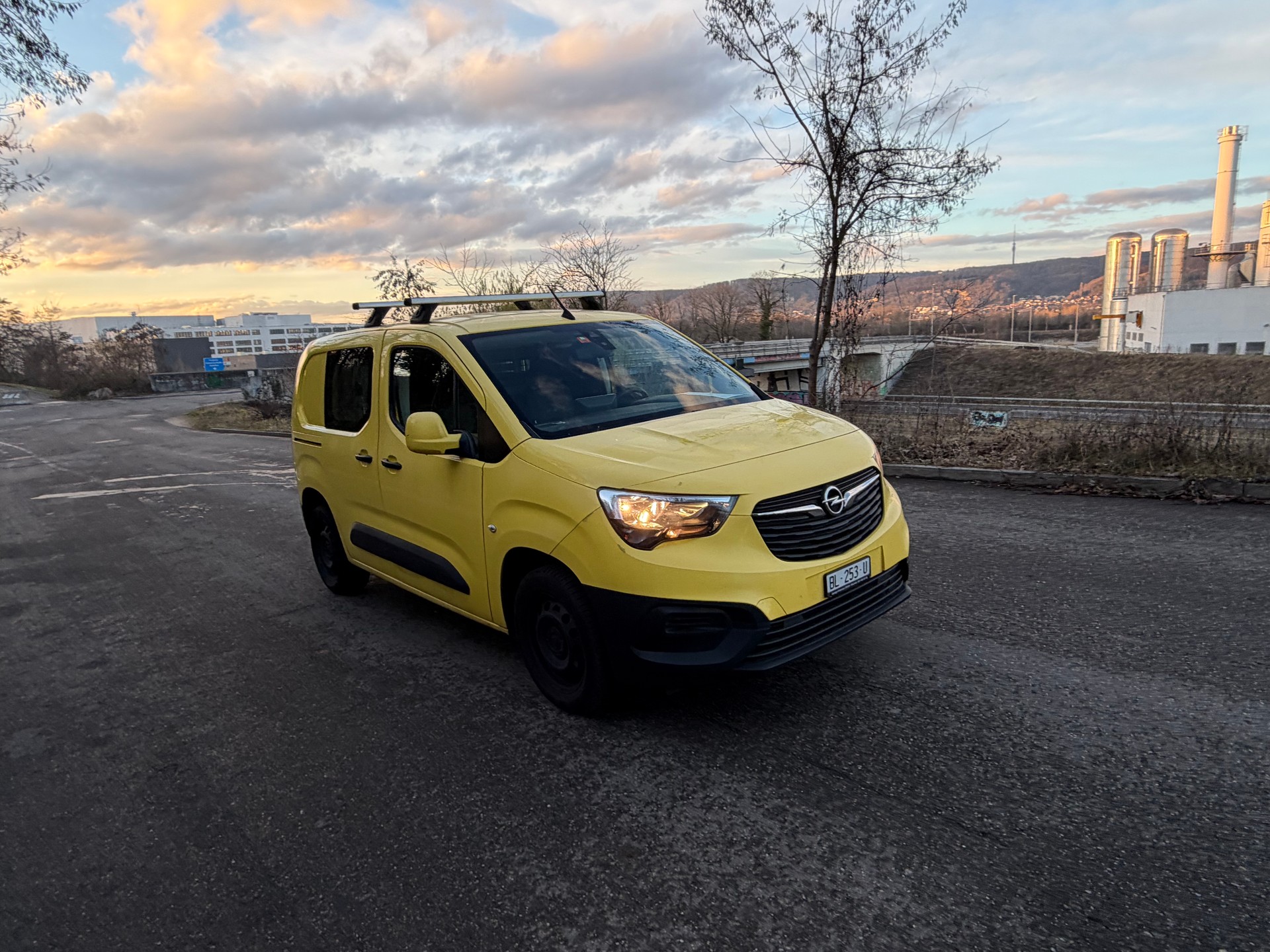 OPEL Combo 1.5 Cargo Enjoy s/s Erhöhte Nutzlast-image-12