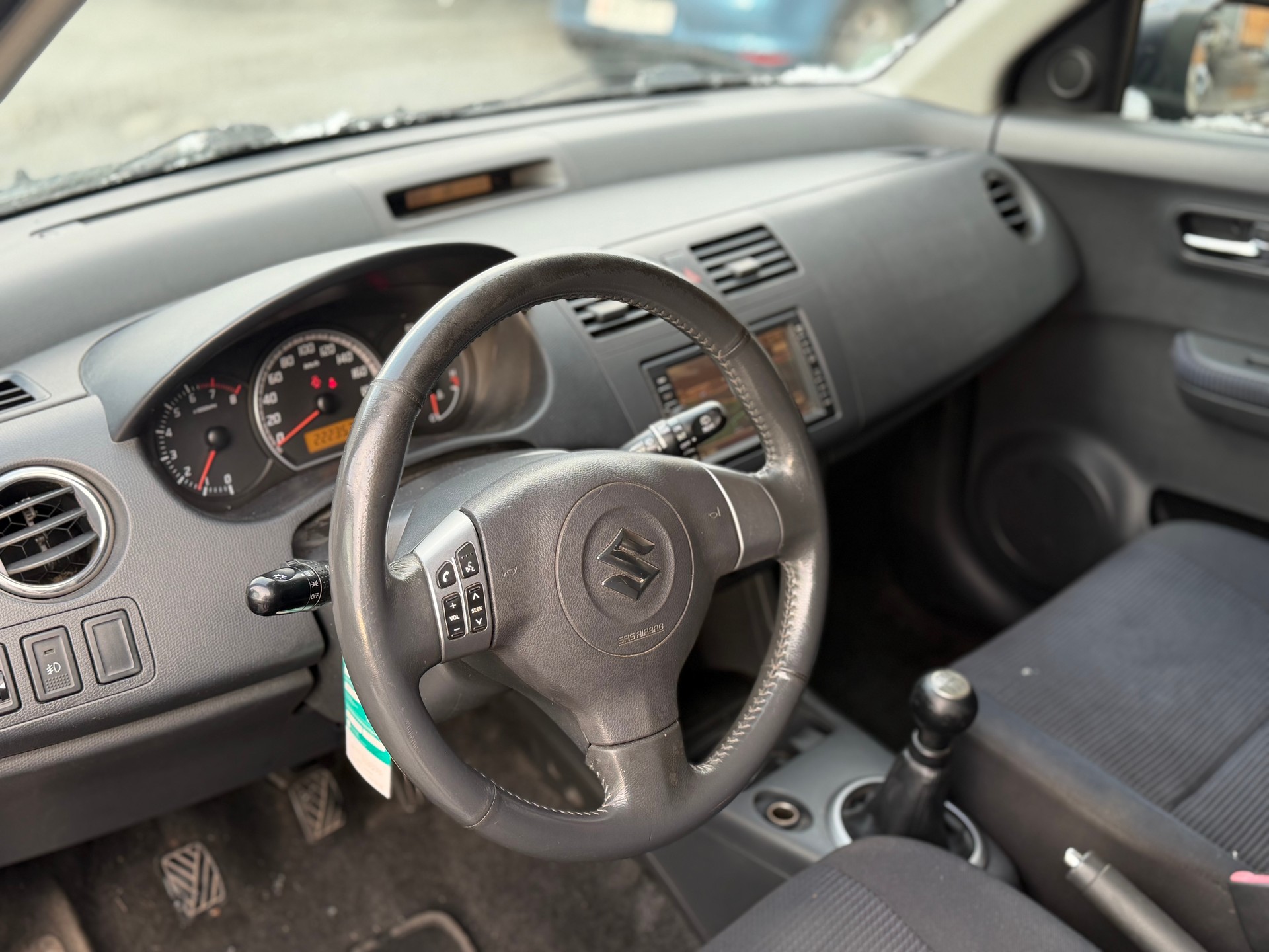 SUZUKI Ignis 1.3 16V GL 4WD-image-6