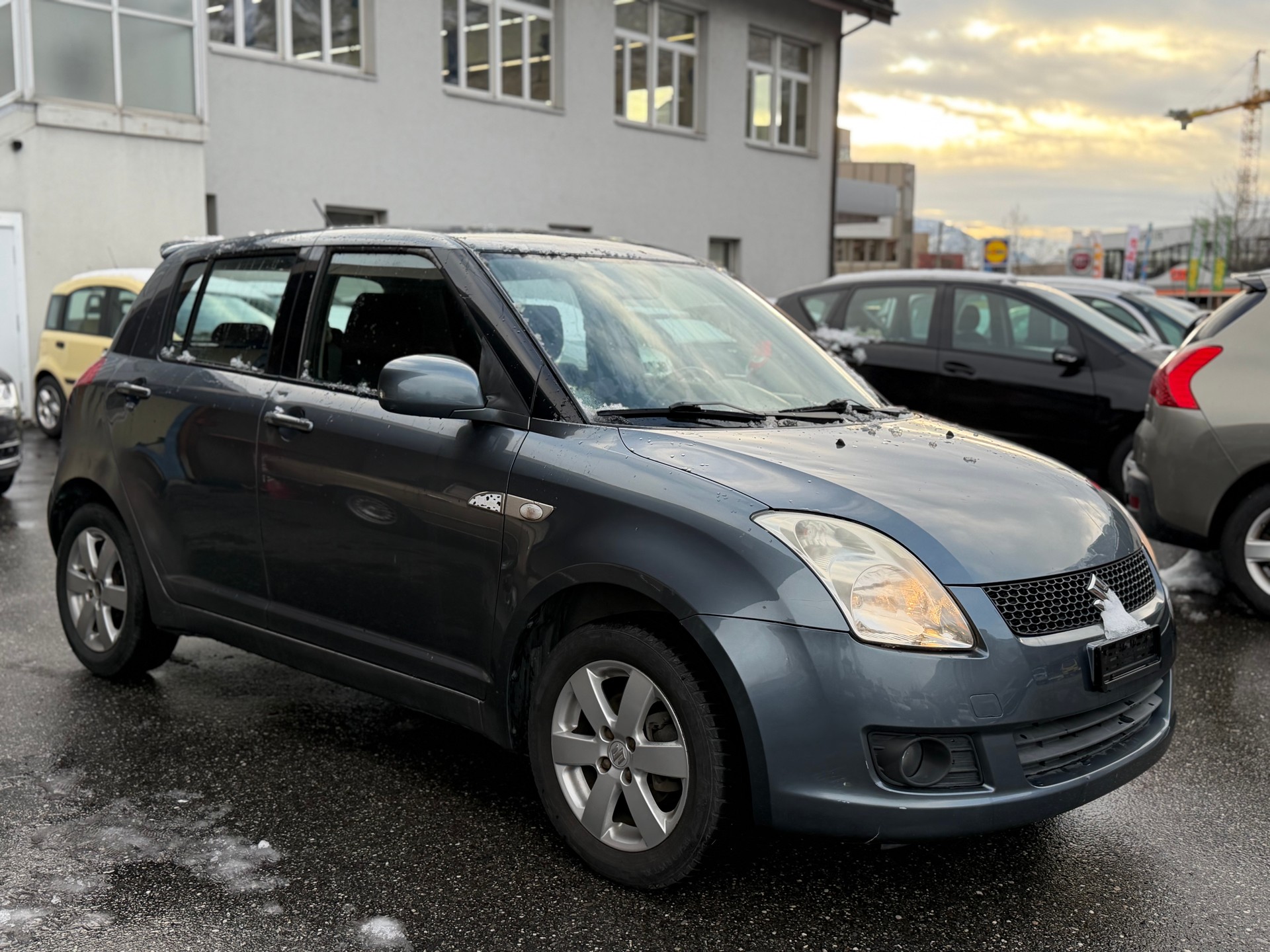SUZUKI Ignis 1.3 16V GL 4WD-showroom-element-2