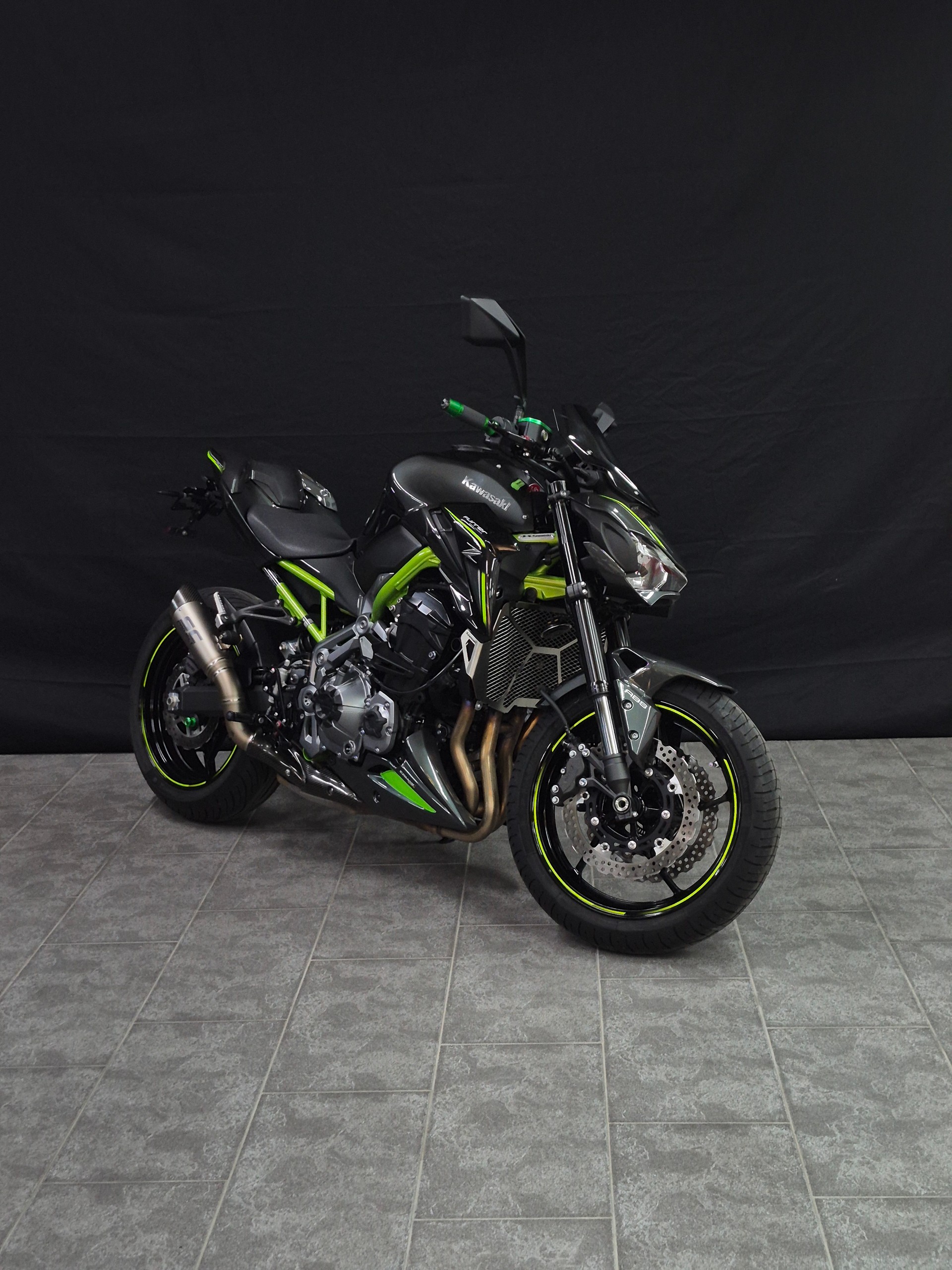 KAWASAKI Z 900-image-3