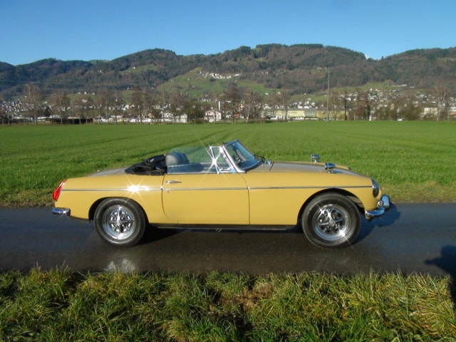 MG B Cabrio 1.8 Benzin Veteranenfahrzeug-image-8