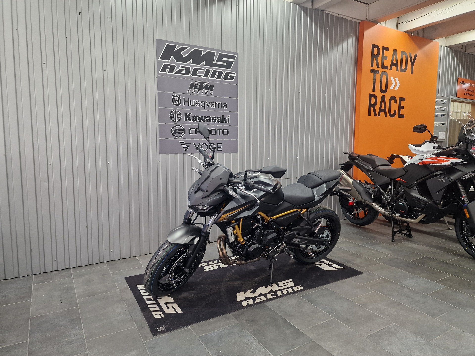 KAWASAKI Z 650 S (35kW)-image-2
