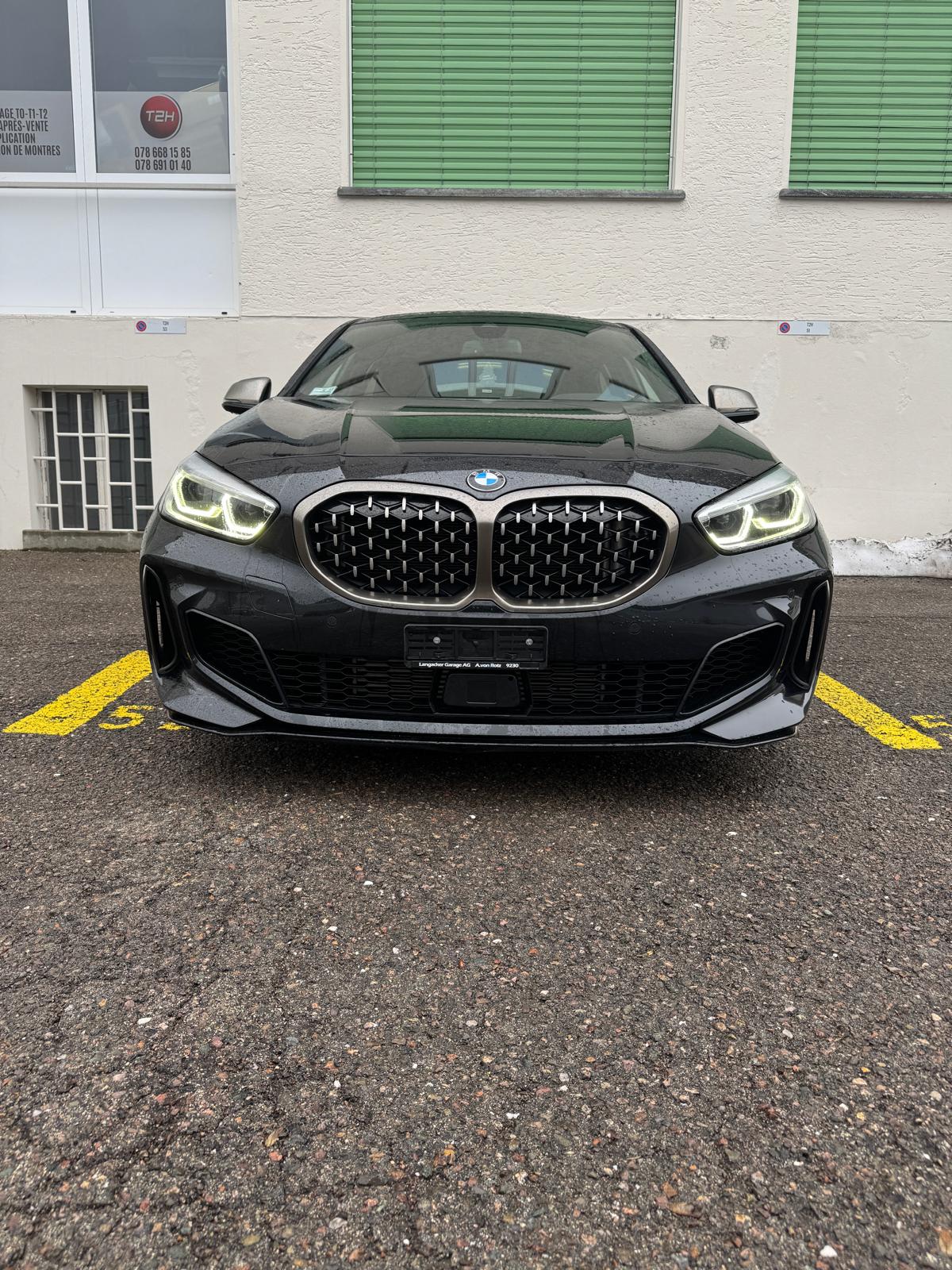 BMW M135i xDrive Steptronic-image-1