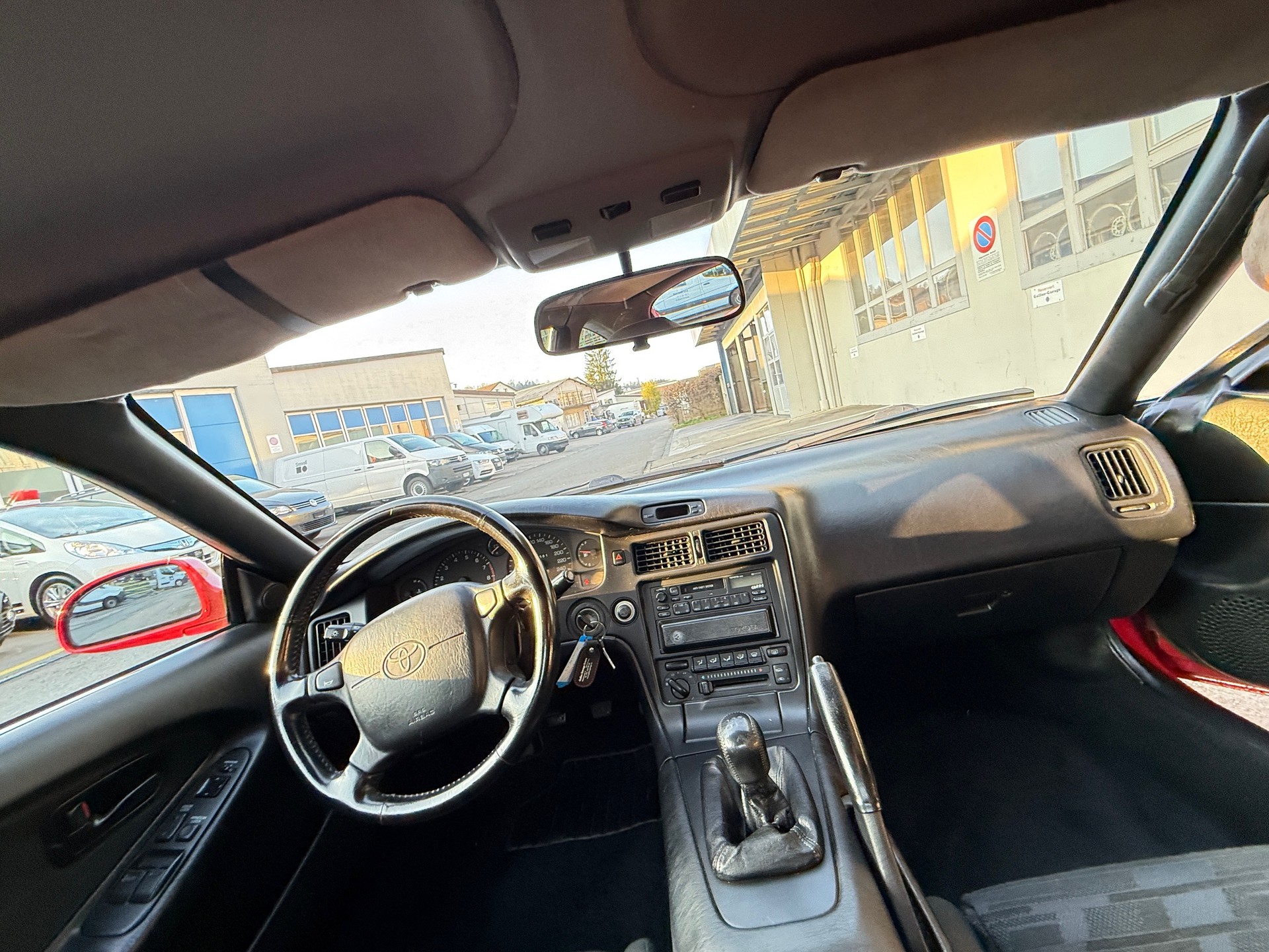 TOYOTA MR2 2.0-image-8