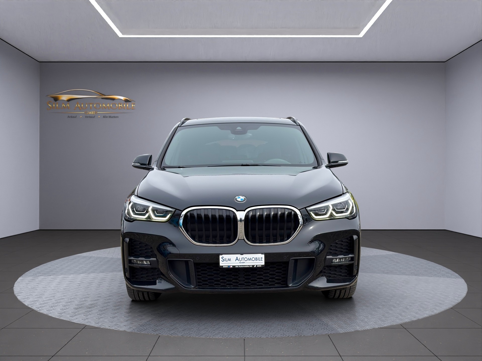 BMW X1 xDrive 20d M Sport Steptronic-showroom-element-2