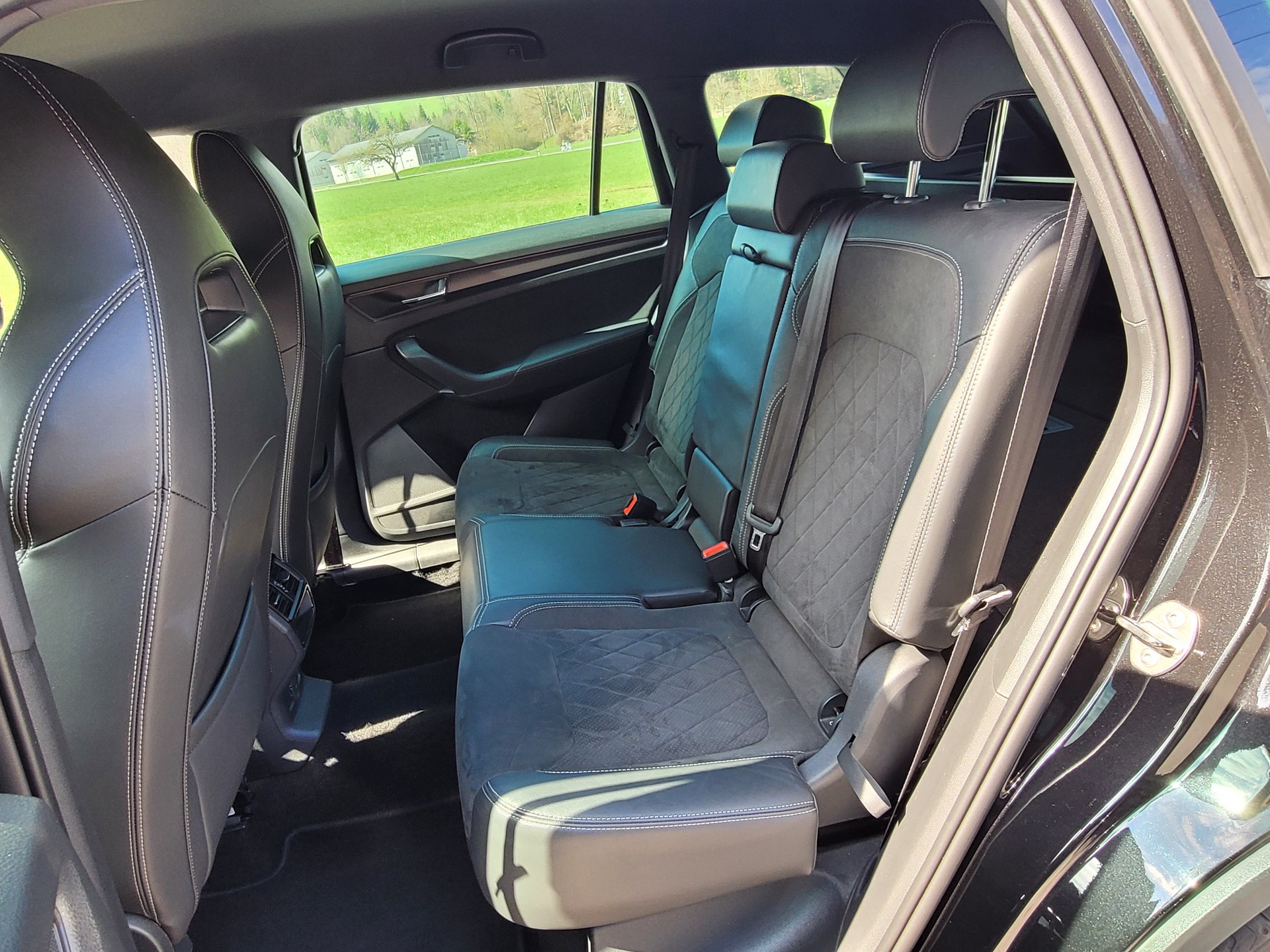 SKODA Kodiaq 2.0 TDI CR SportLine 4x4 DSG *Anhängerkupplung*-image-14