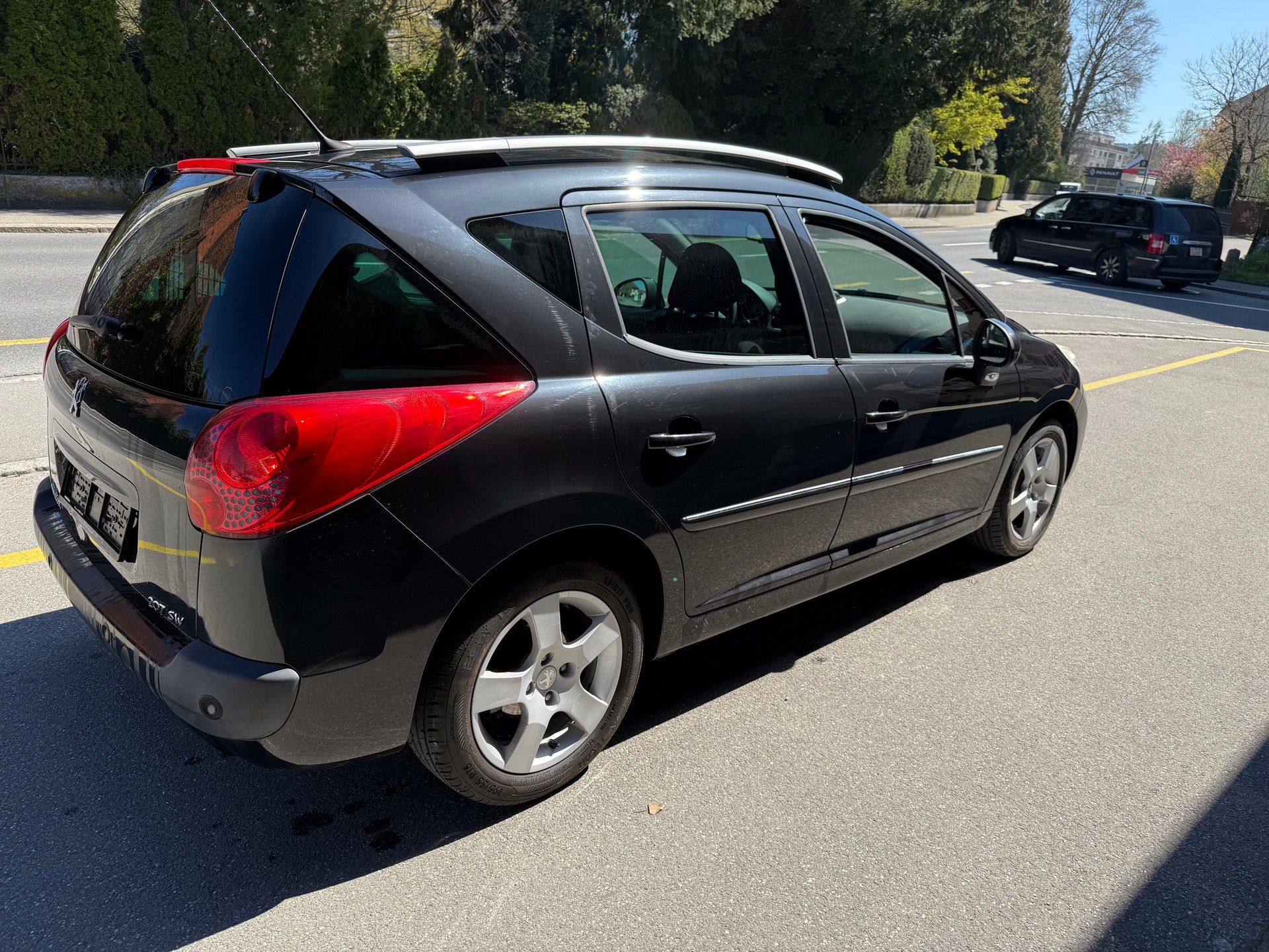 PEUGEOT 207 SW 1.6 16V Sport Automatic-image-4