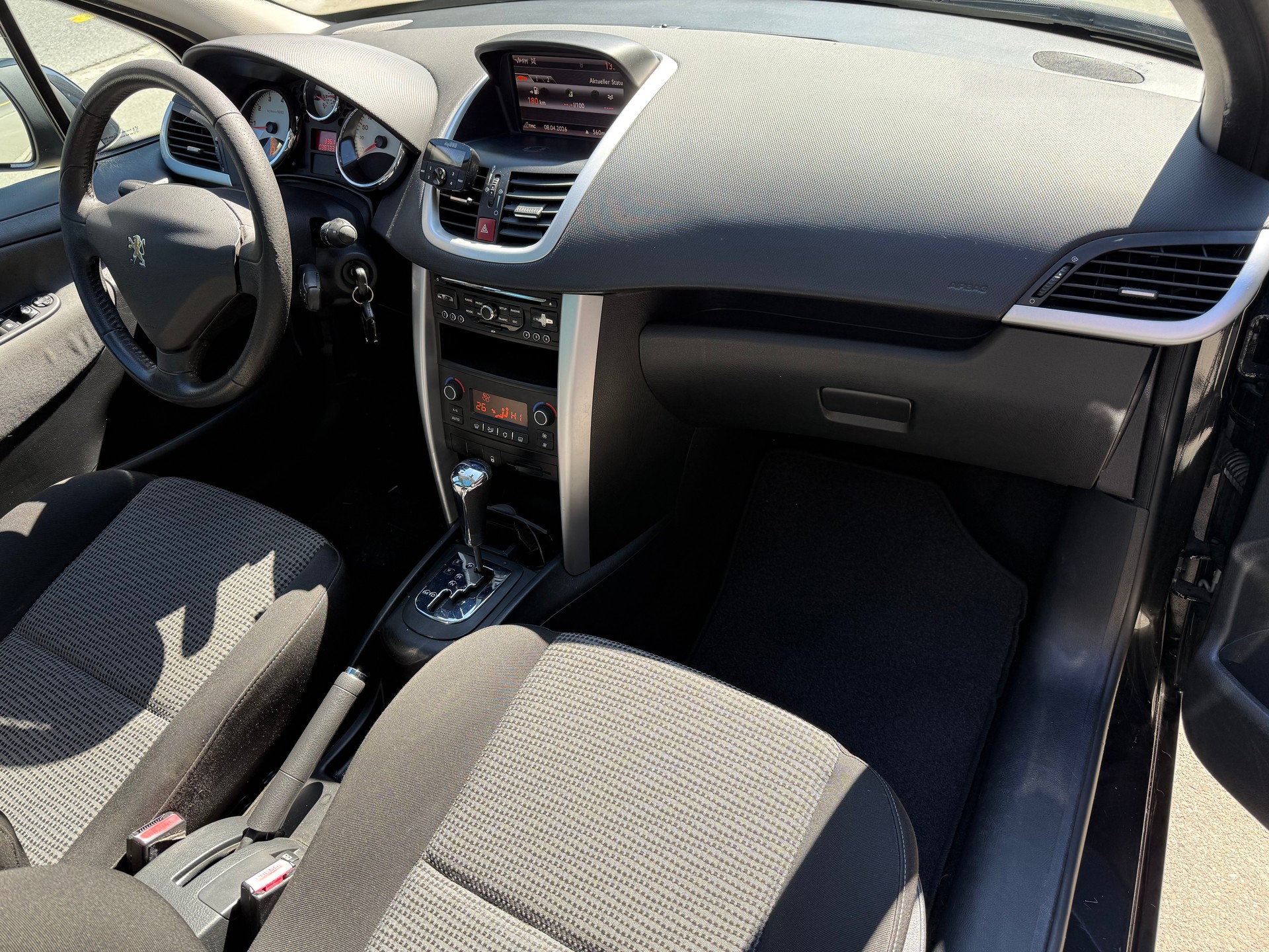 PEUGEOT 207 SW 1.6 16V Sport Automatic-image-7