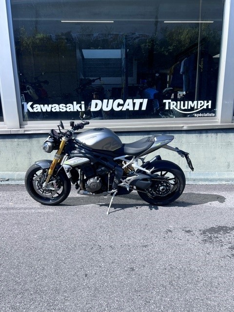 TRIUMPH Speed Triple RS-image-4