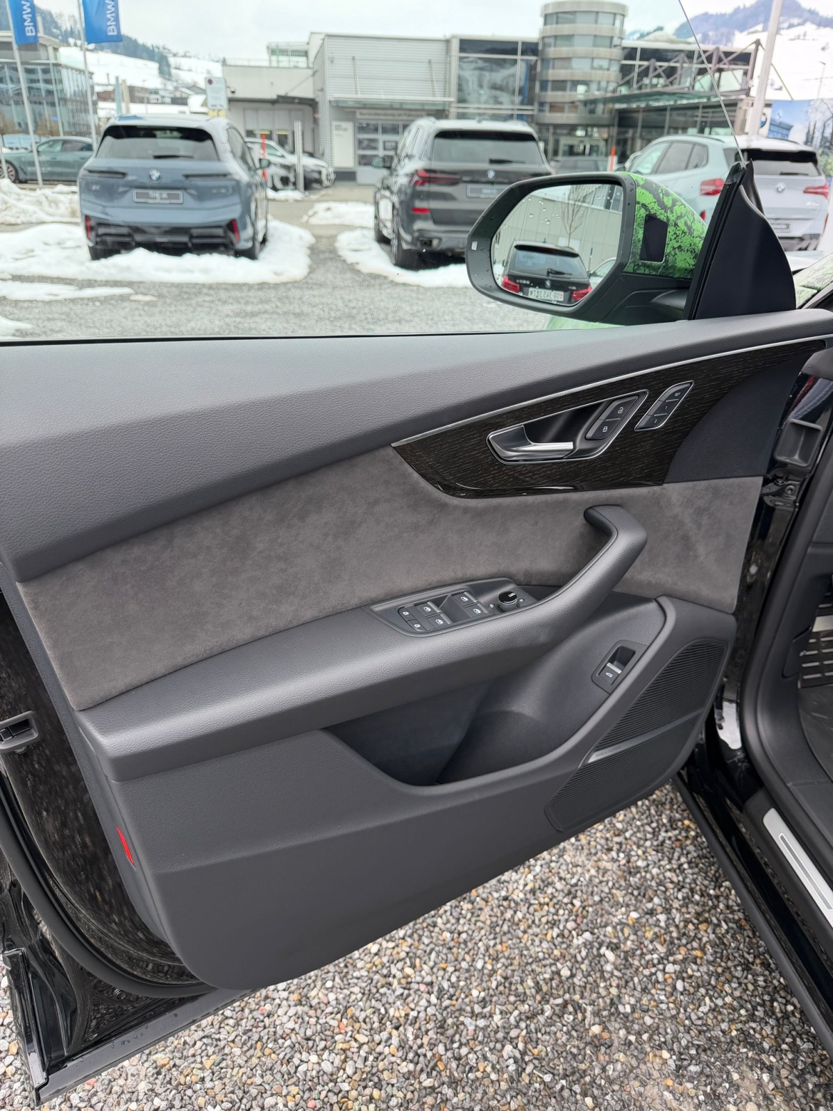 AUDI Q8 50 TDI Black Edition quattro tiptronic-image-15