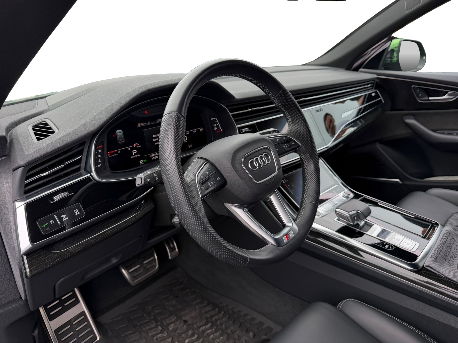 AUDI Q8 50 TDI Black Edition quattro tiptronic-image-8