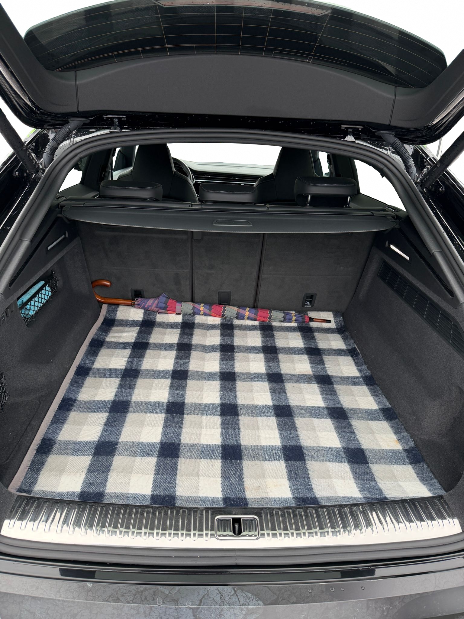 AUDI Q8 50 TDI Black Edition quattro tiptronic-image-13