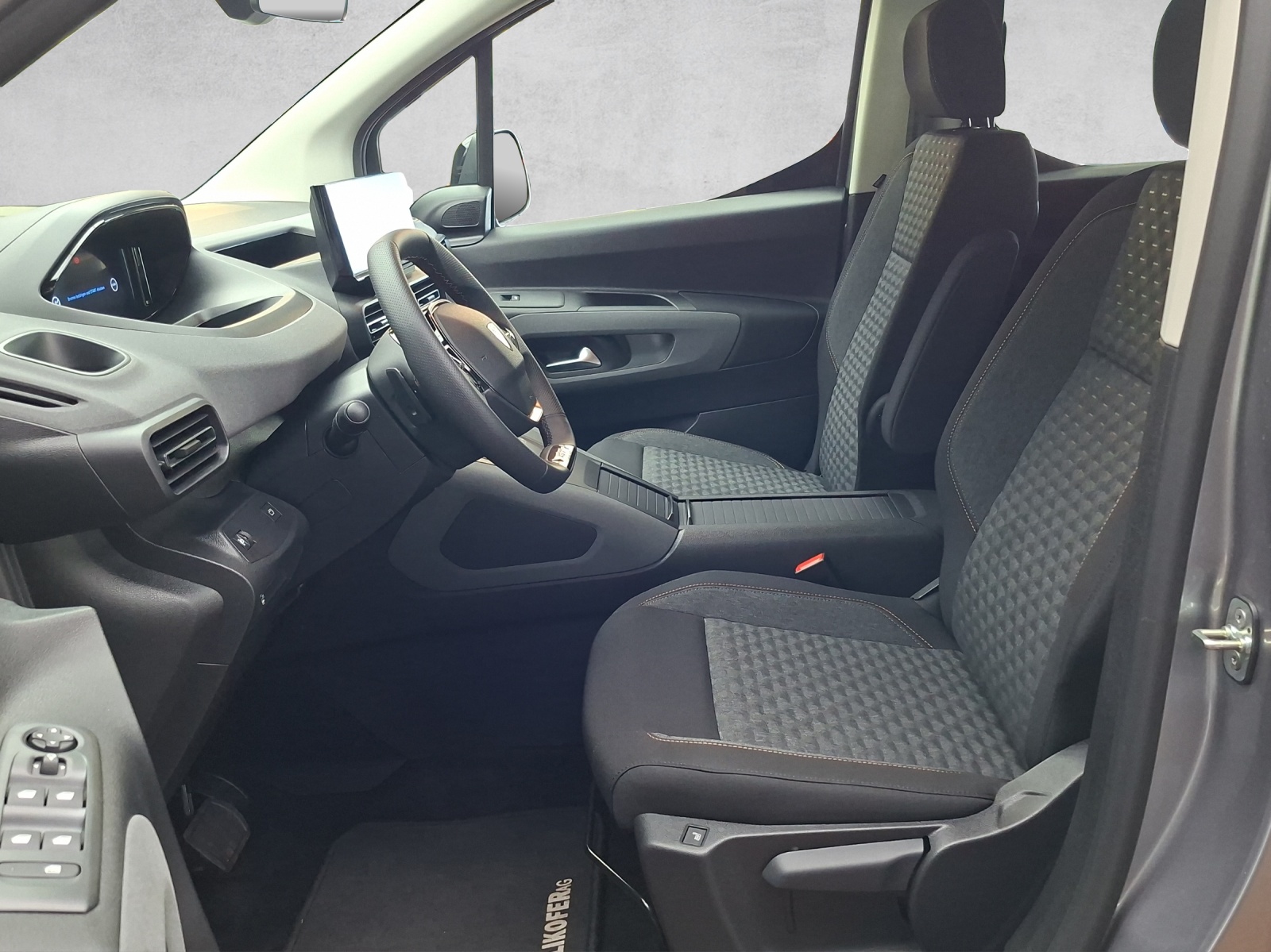 PEUGEOT Rifter 1.5 BlueHDi 130 GT-image-14