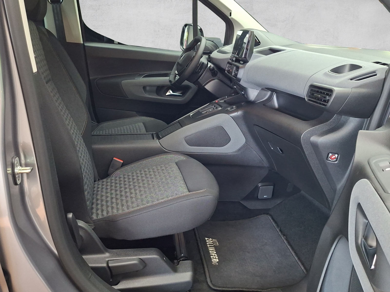 PEUGEOT Rifter 1.5 BlueHDi 130 GT-image-13
